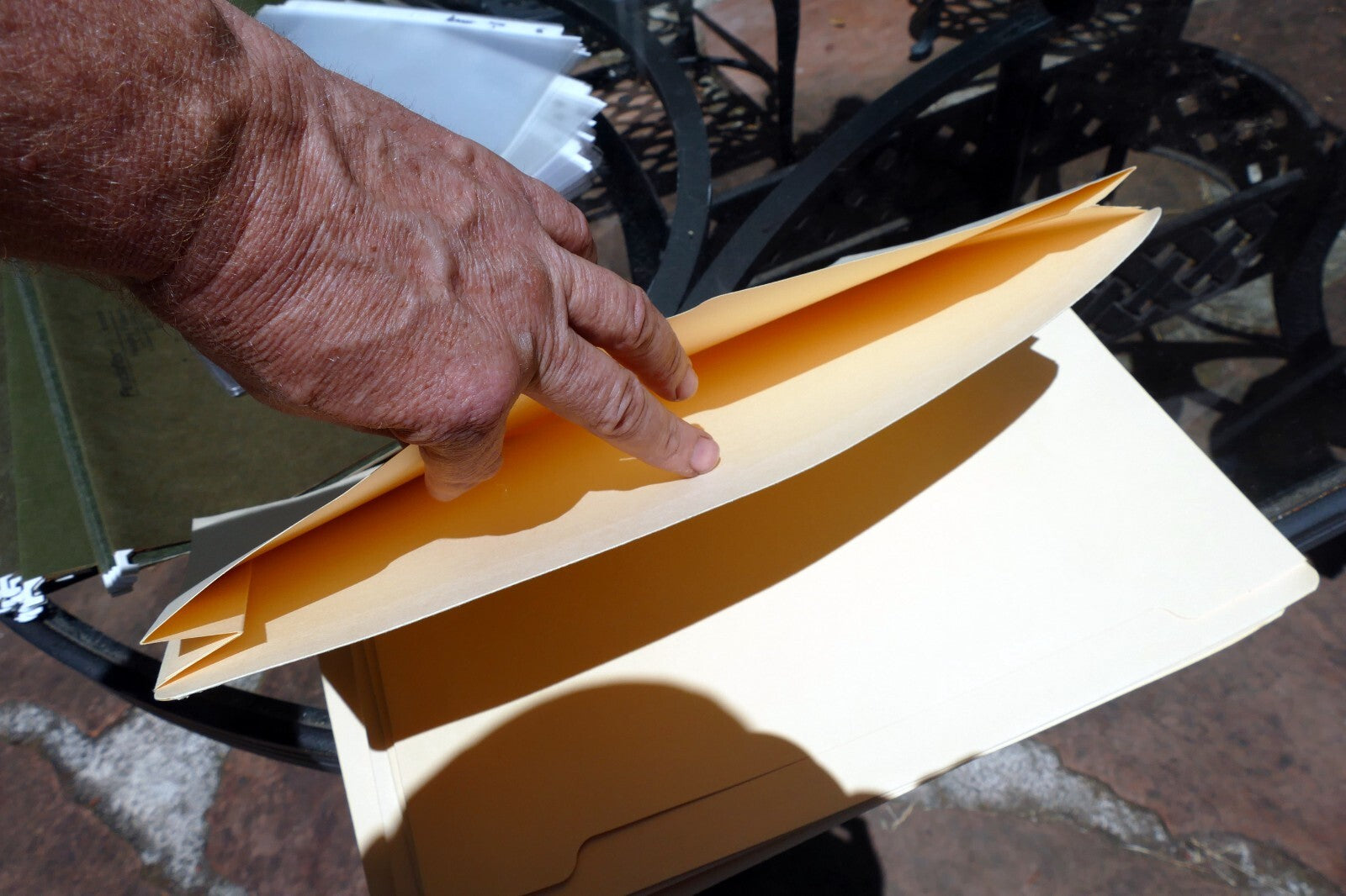 Pentaflex Hanging File Folders Letter Size Lot of 36 & Clear binding envelopes