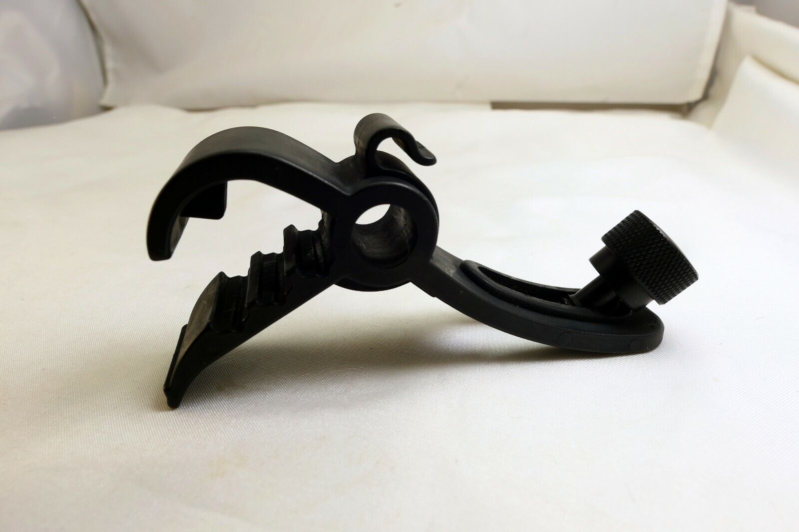 Radio Shack Microphone holder clip with 3/4 tripod screw