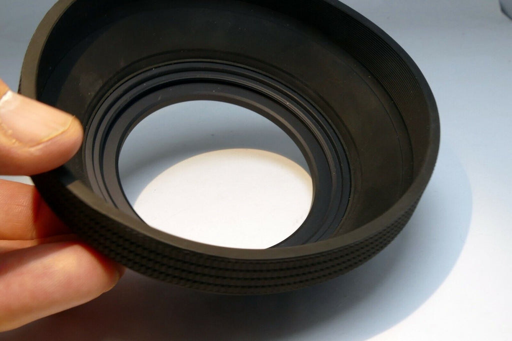 68.5mm rubber Lens Hood Shade screw in (unusual size) 69 mm