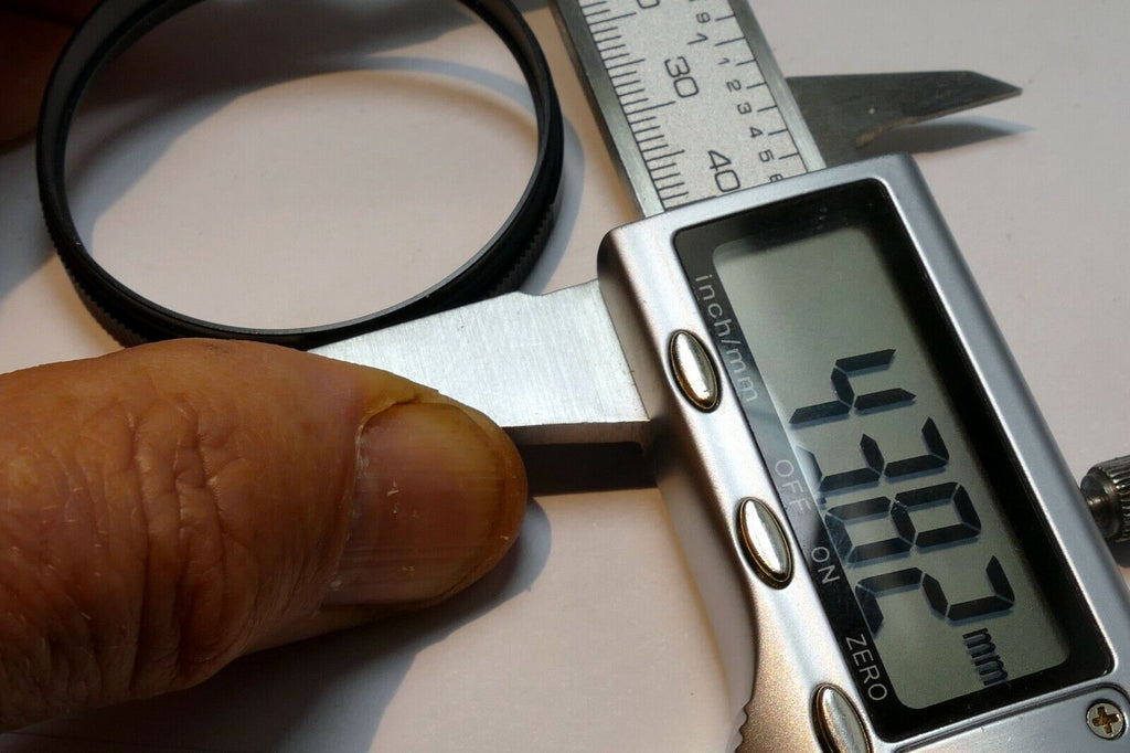 Leica Leitz 14160 Series 6 lens retaining ring screw in threaded 44.5mm