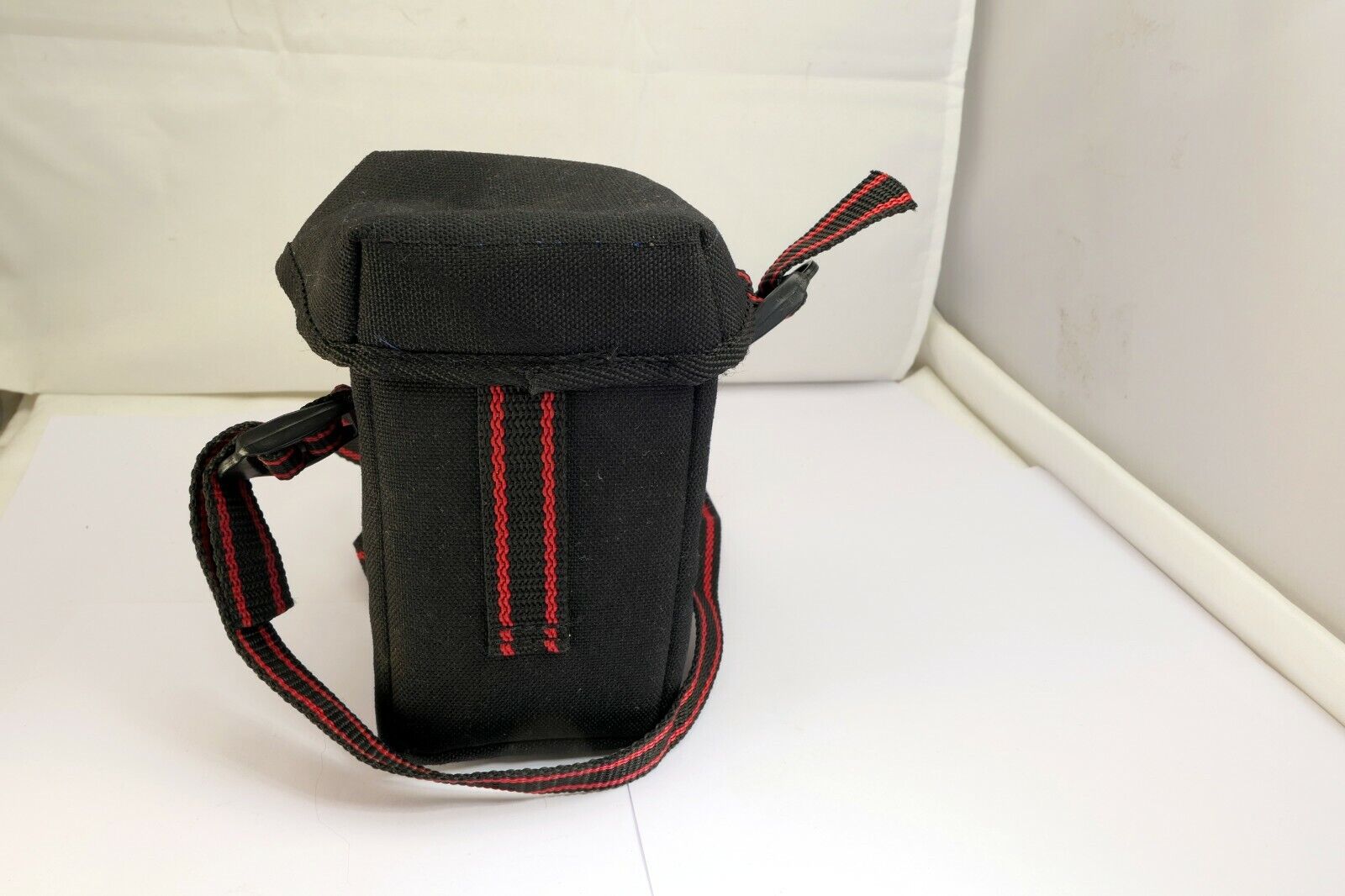 MUSTANG Camera Case Pouch Messenger Bag for small camera 5X3X2"