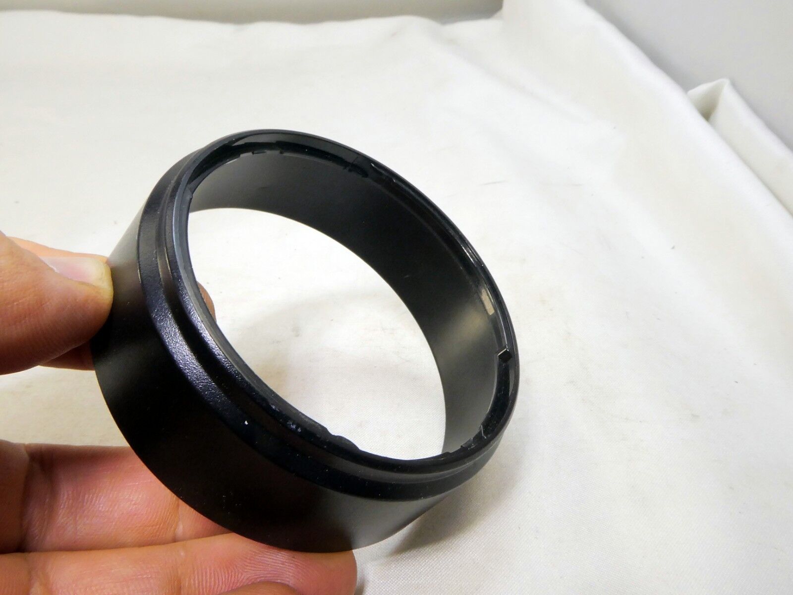 65mm ID  Plastic Lens Hood  twist on type (unknown brand)