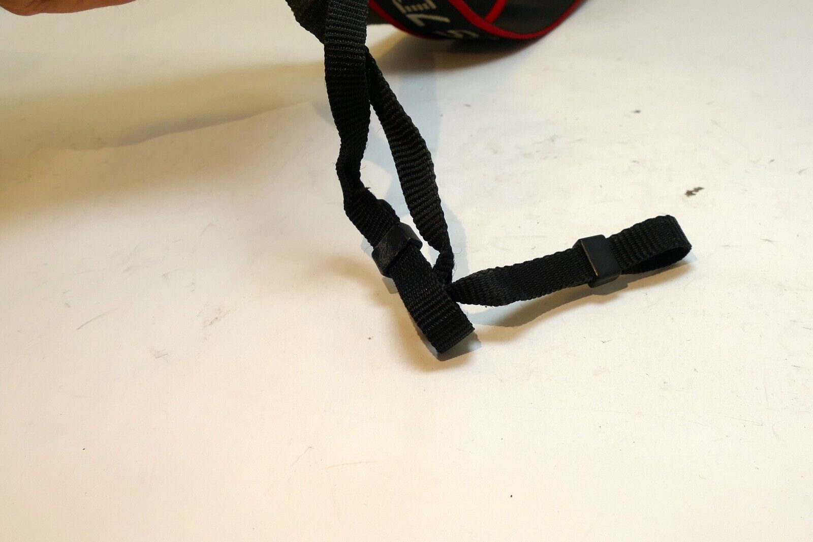 Canon EOS 7D Mark I Black-Silver Logo Camera Neck Strap - genuine original OEM