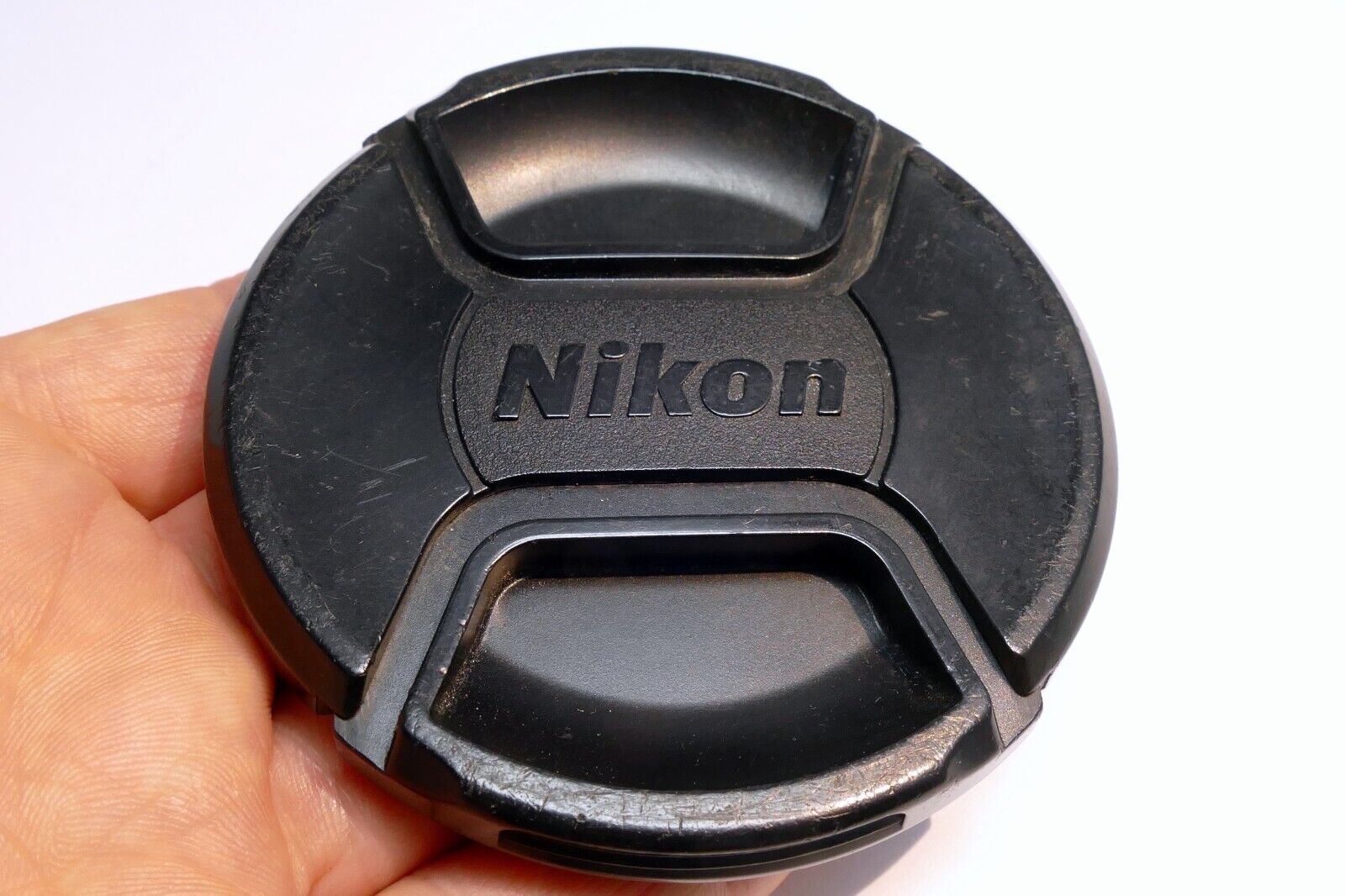 Nikon 77mm lens front cap (all black)