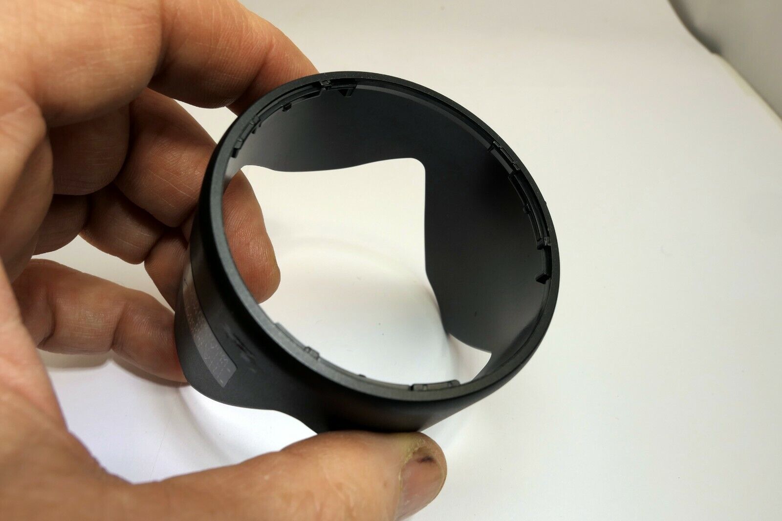 Lens Hood Shade 59mm ID unknown brand twist on type Telephoto