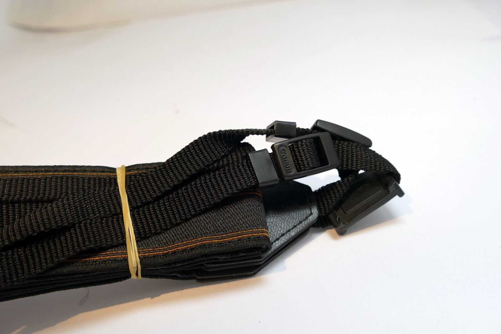 Canon Neck Shoulder Camera  Neoprene Black/White Genuine OEM 7D 6D