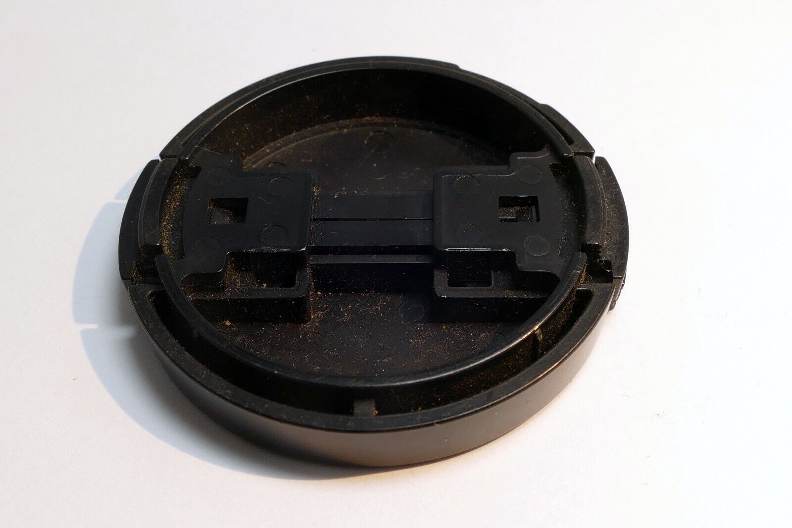 52mm snap on type Front Lens Cap with string loop for 50mm f1.7 f1.8