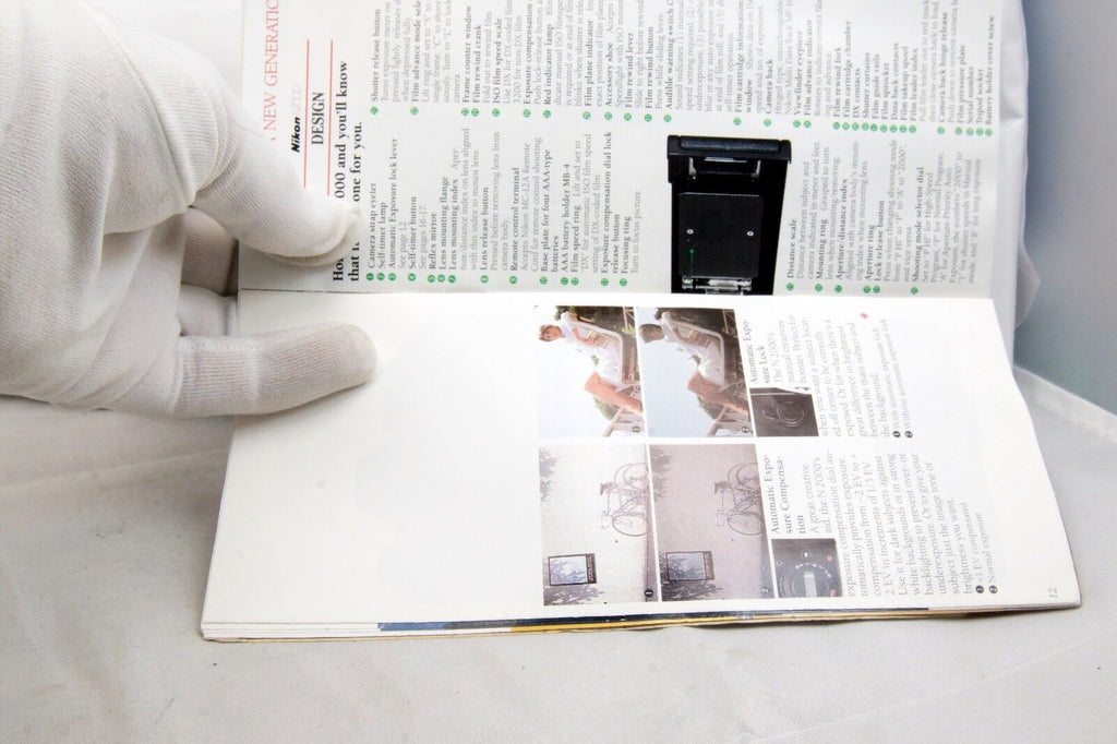 Nikon N2000 camera Short  Brochure Guide 30 pages accessory information guide