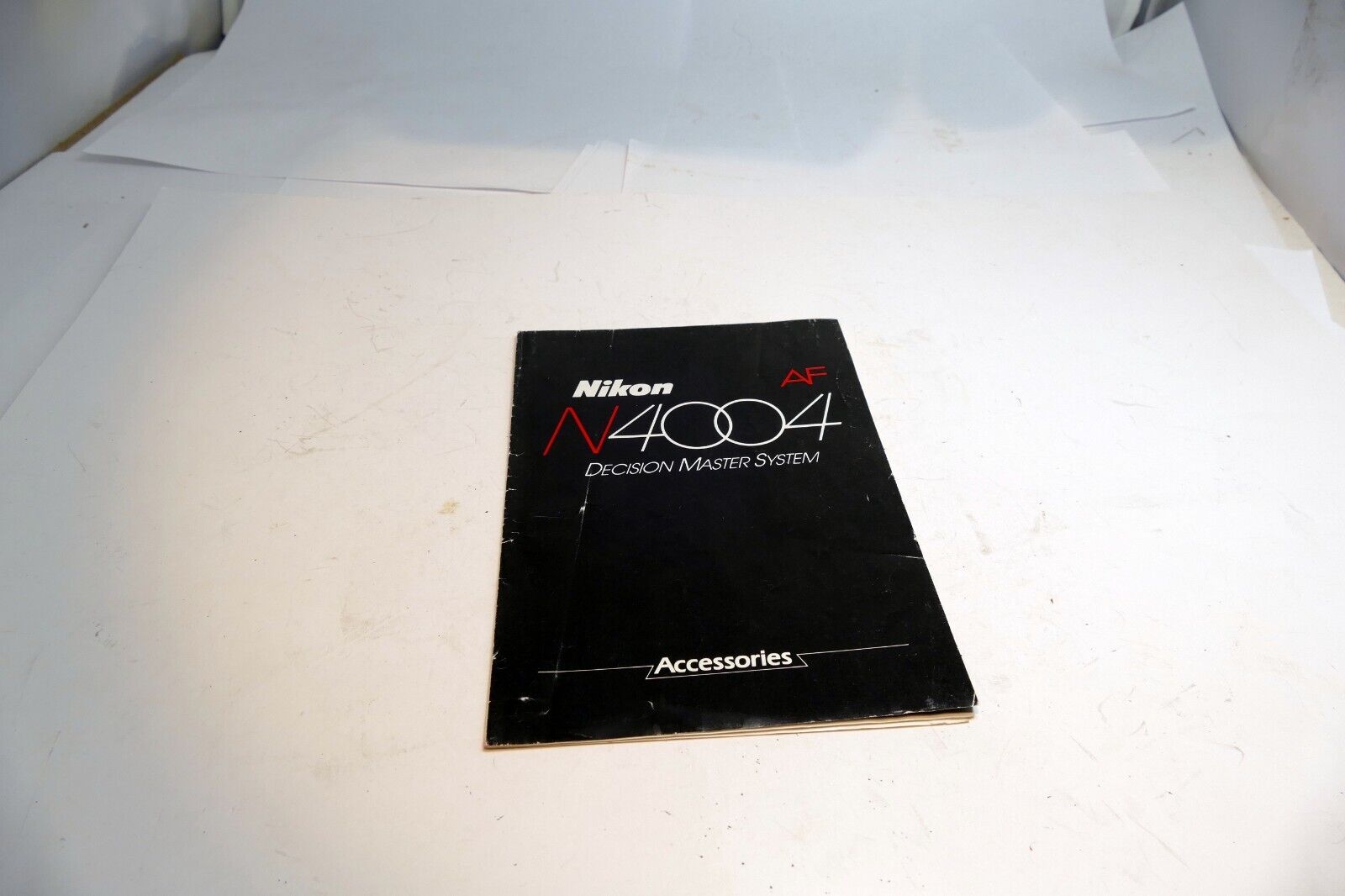 Nikon N4004 AF camera  Photo Guide Brochure accessory list