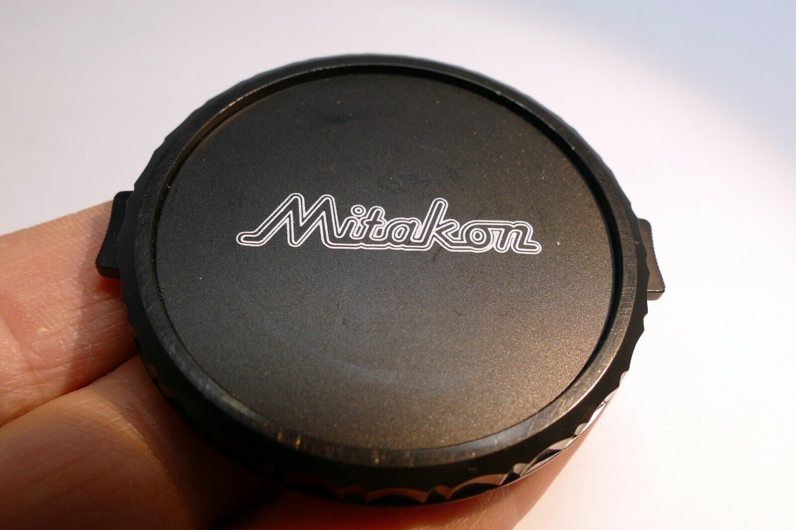 Mitakon 52mm snap on type Lens Front Cap  for 80-200mm