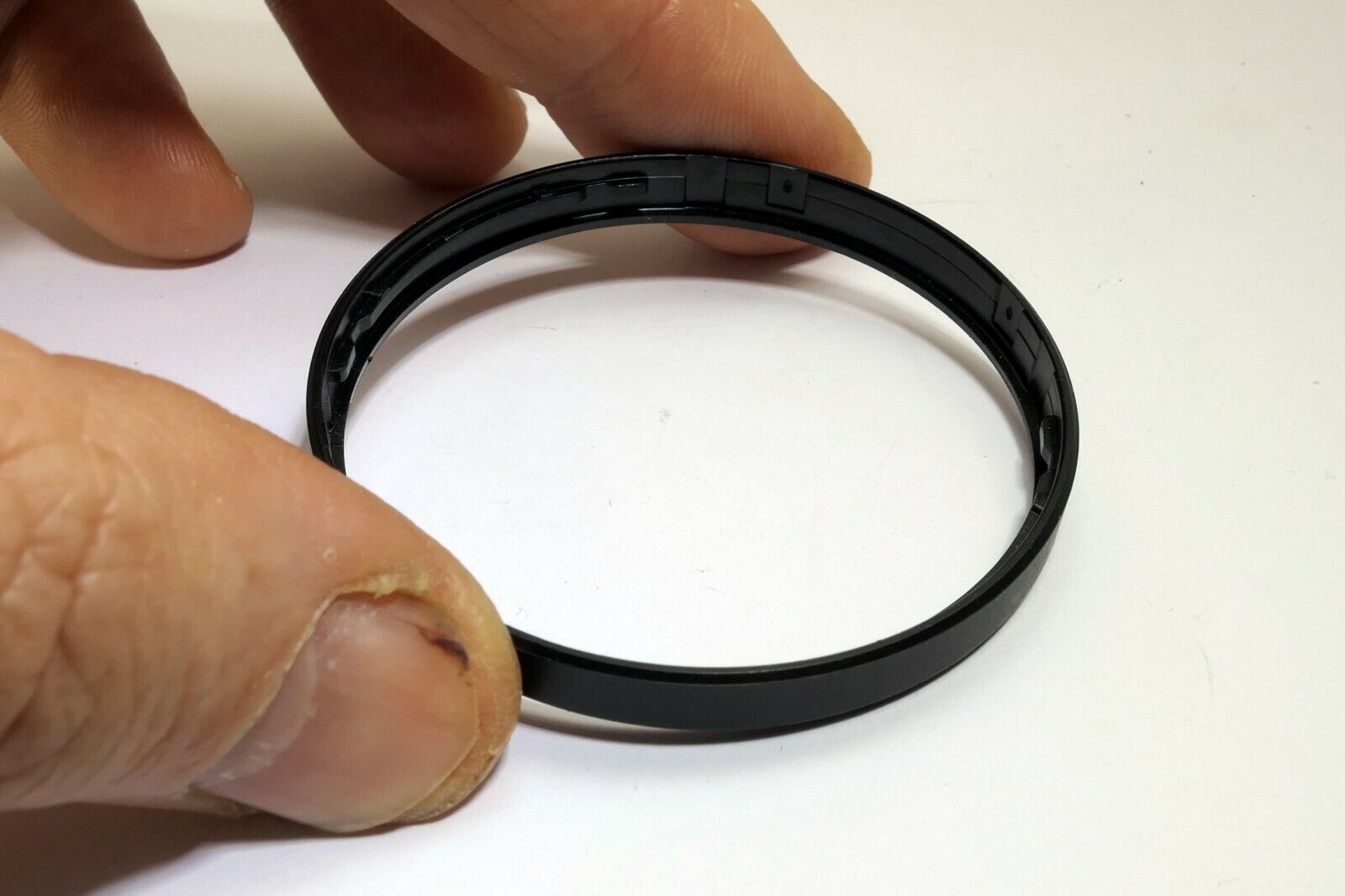 53mm OD ring for lens twist on inside.