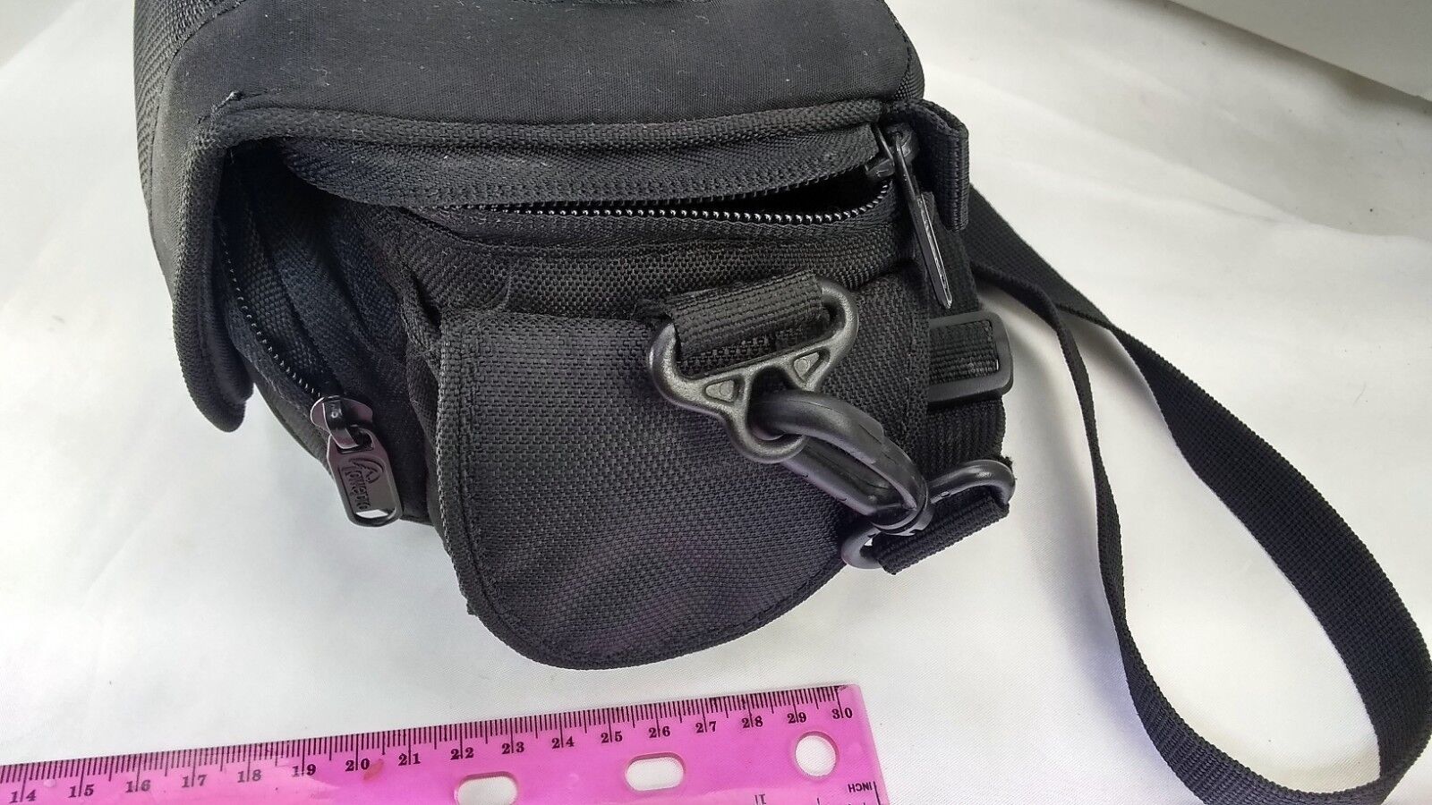 LowePro  125 Compact Camera Case with Strap Sony Panasonic Digital HD MiniDV