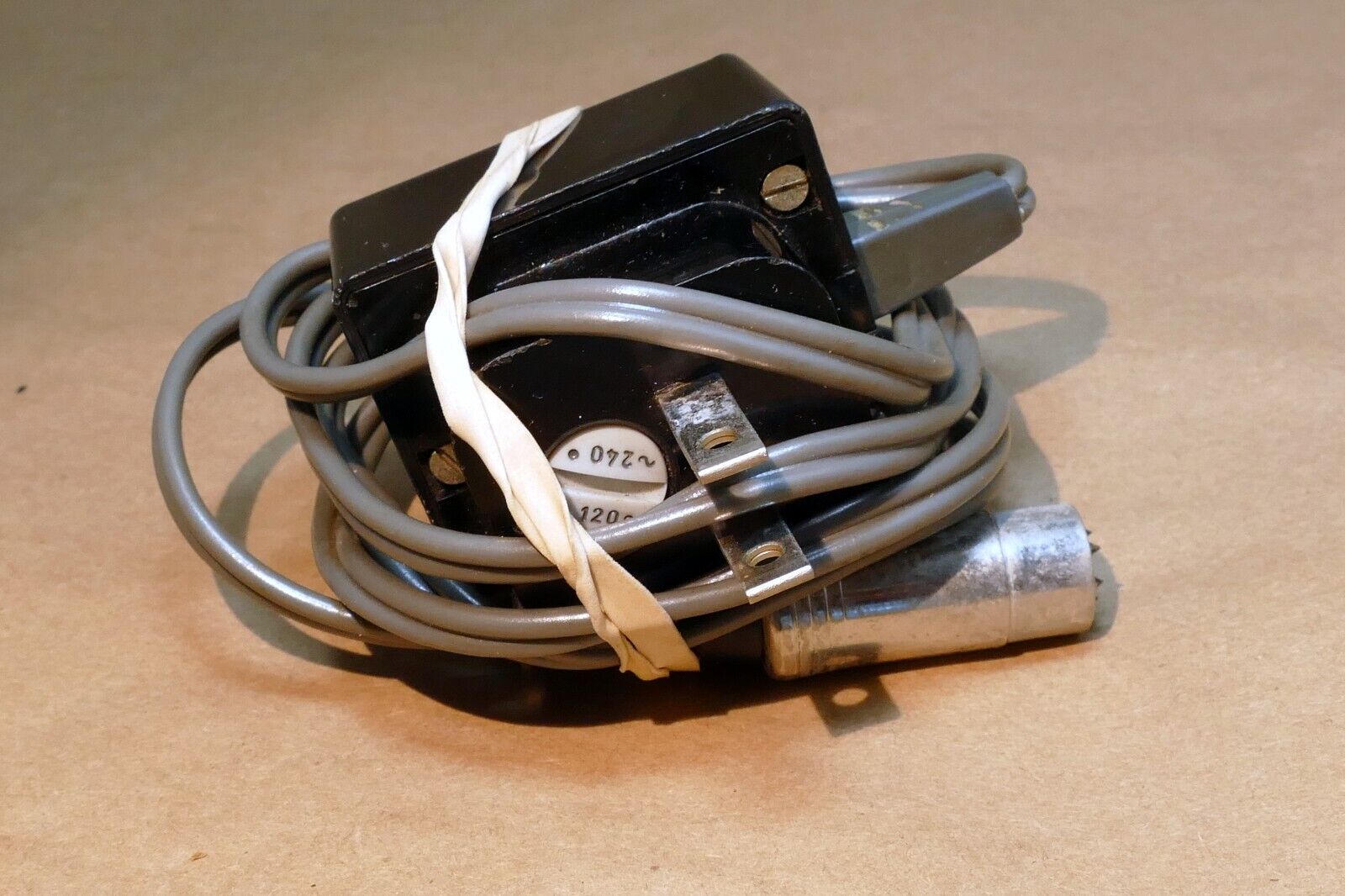 HASSELBLAD BATTERY CHARGER TYPE 1 FOR 500 EL CAMERAS VINTAGE OEM