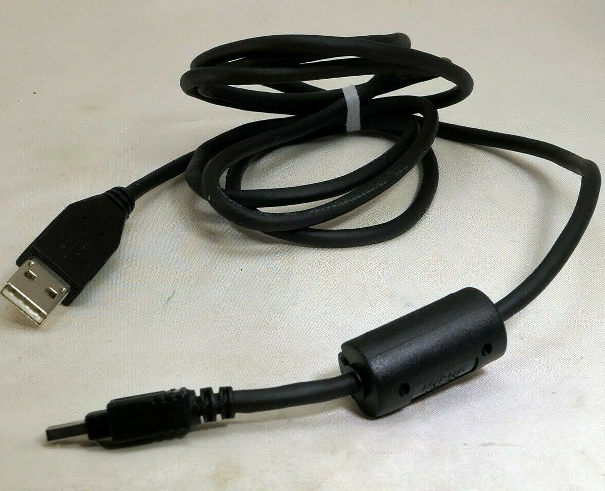 Nikon UC  USB Cable 3 feet Coolpix Camera  Genuine Original OEM - 4 pin square