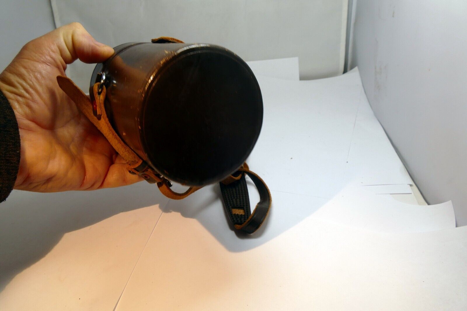 Nikon NIKKOR Lens Hard Case (for 85mm f1.8 Nikkor Ai-s f2 Non-AI ) - Genuine OEM