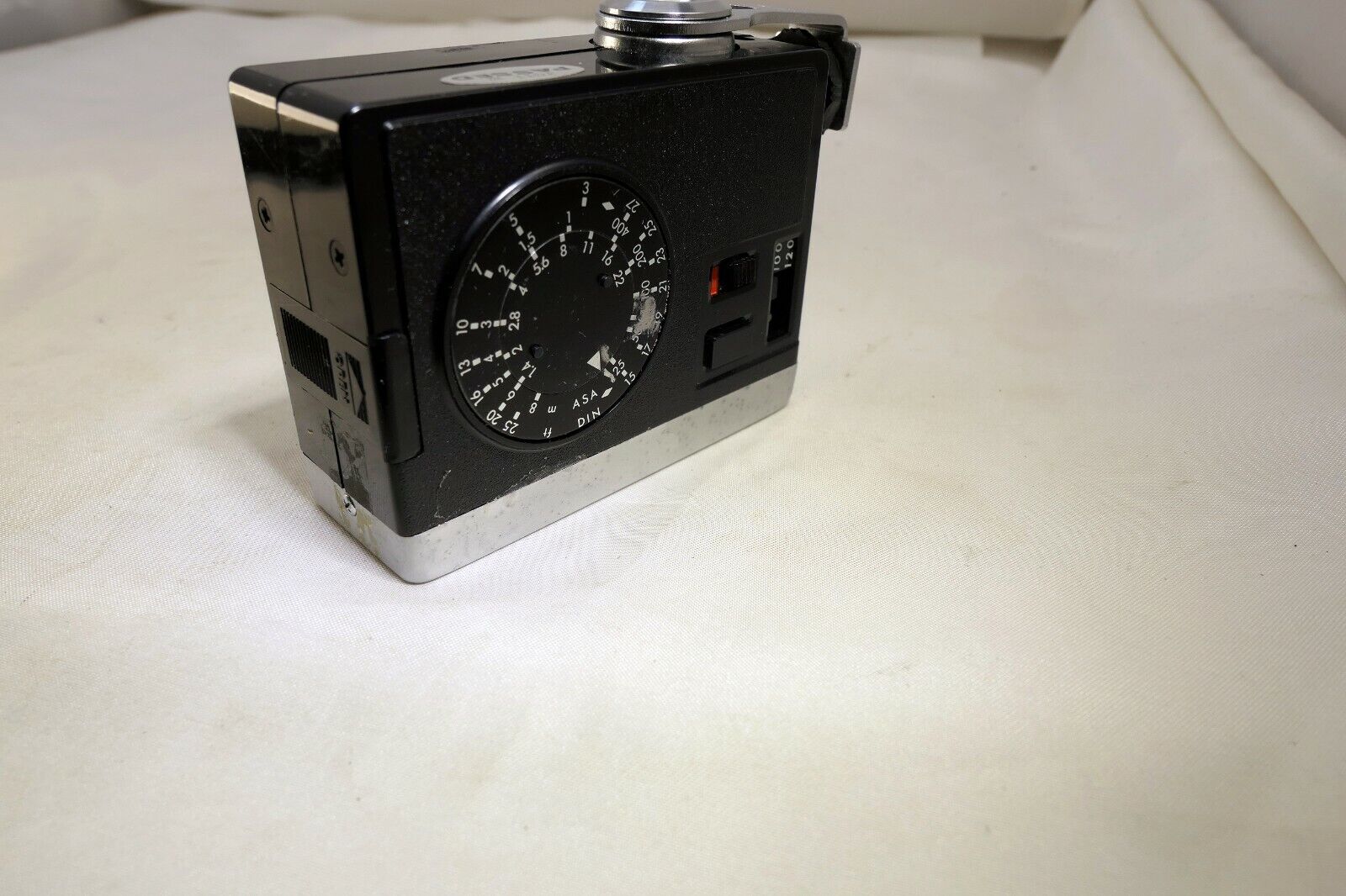 Focal 30  Flash does not work - sold for parts AS IS