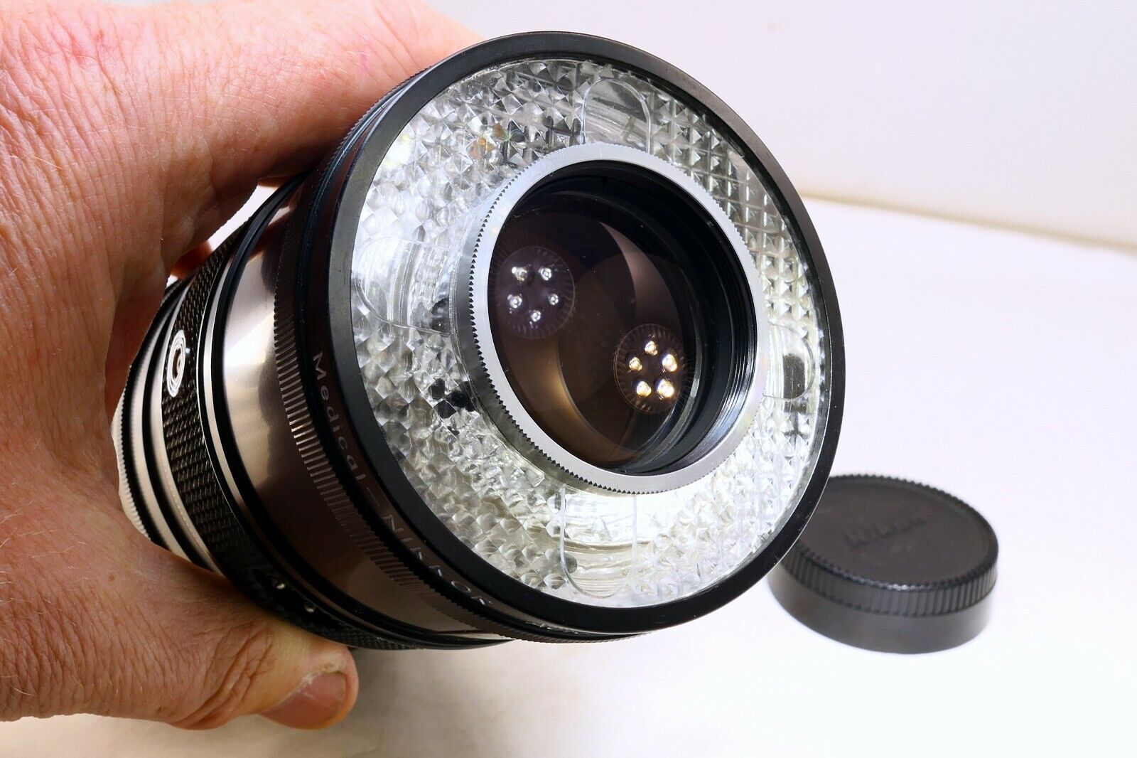 Nikon MD - Nikkor Auto 200mm f5.6 Nippon Kogaku Japan lens 4 pin model