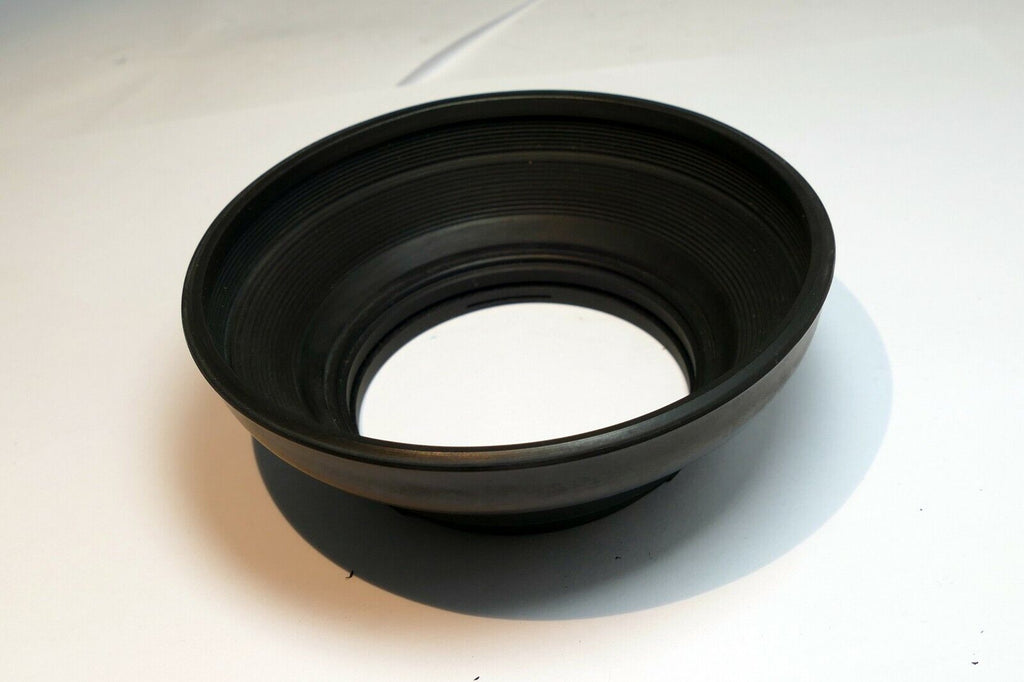 Quantaray Bayonet Lens Hood Shade unknown brand twist on type