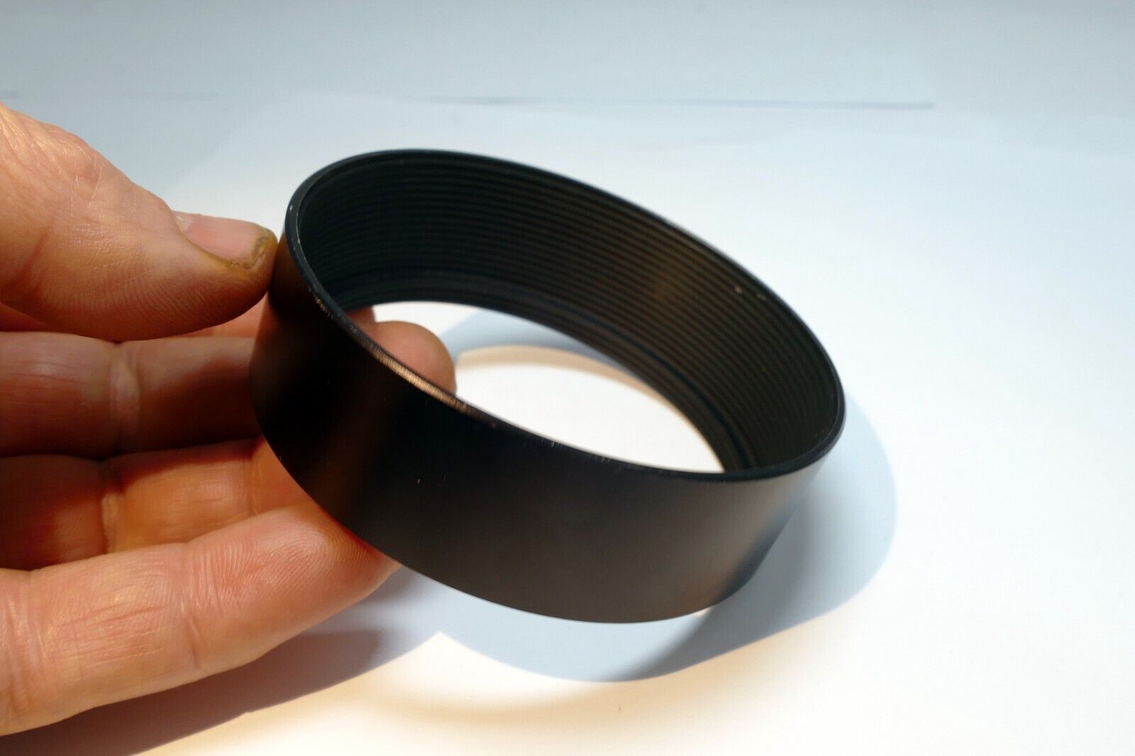 77mm Lens Hood Shade Threaded screw in metal telephoto