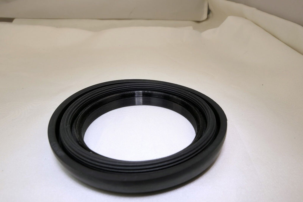 67mm Collapsible Rubber Lens Hood double threaded for 70-210mm f3.5