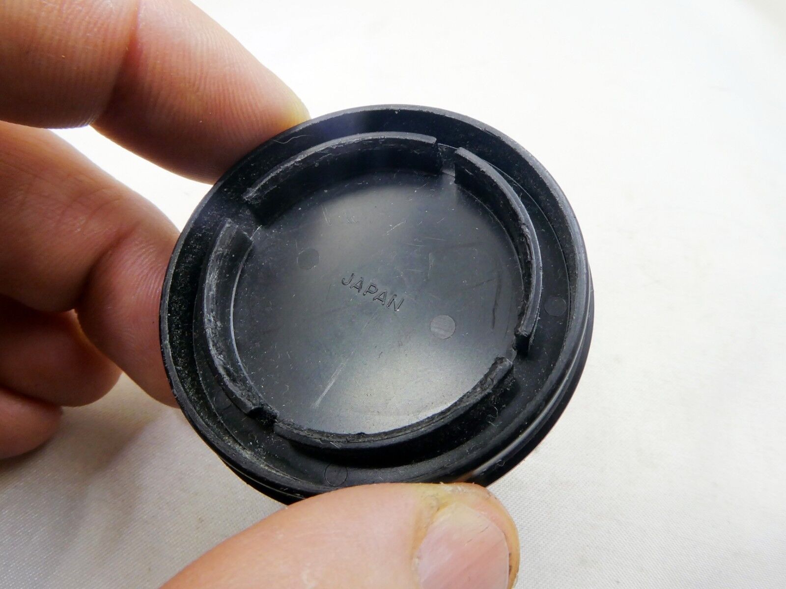 46mm ID Minolta Plastic Slip on for 44mm rim Front Lens Cap for camera