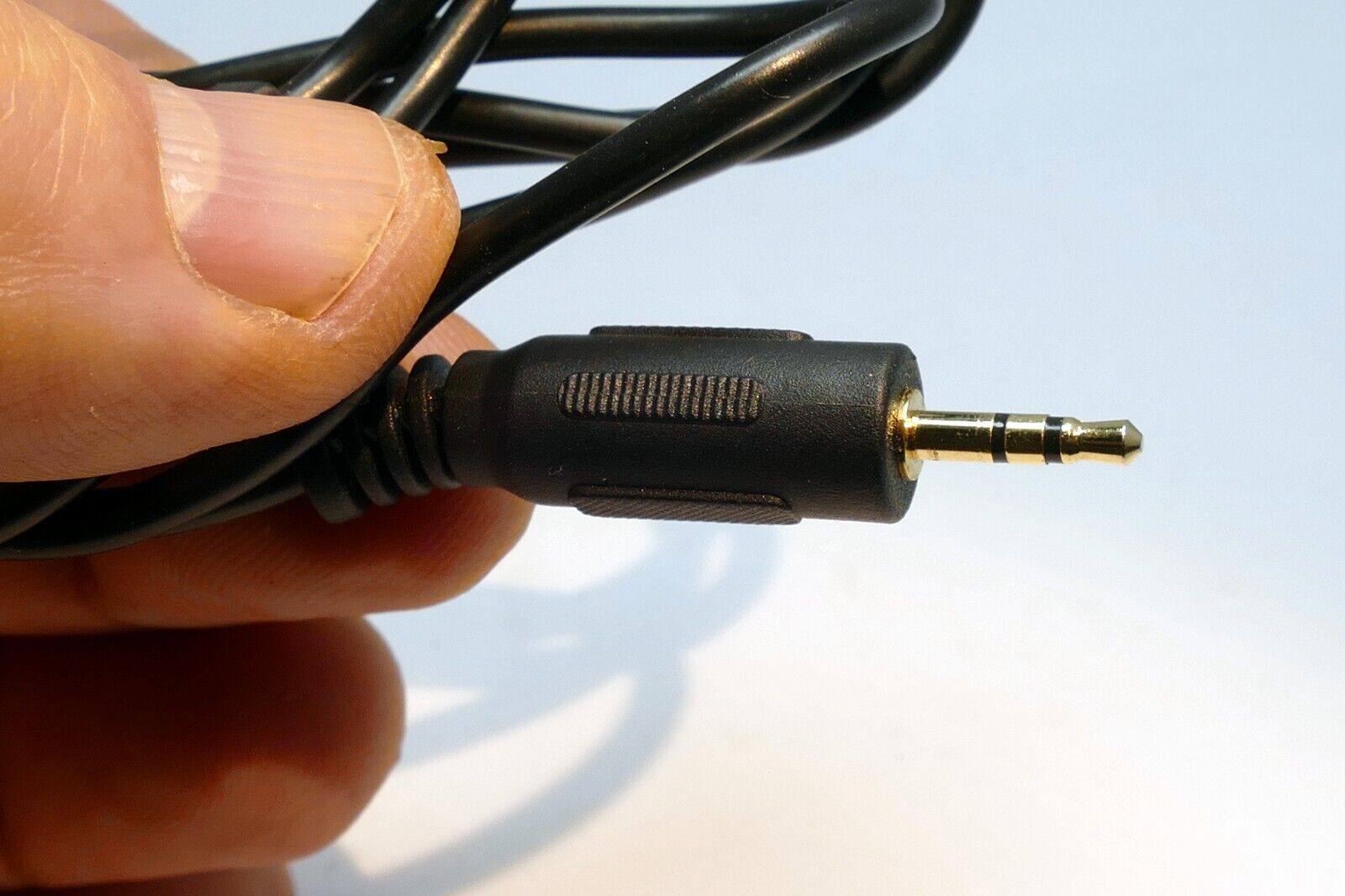 2.5mm Male to camera Audio Microphone Cable 1 foot  long adapter