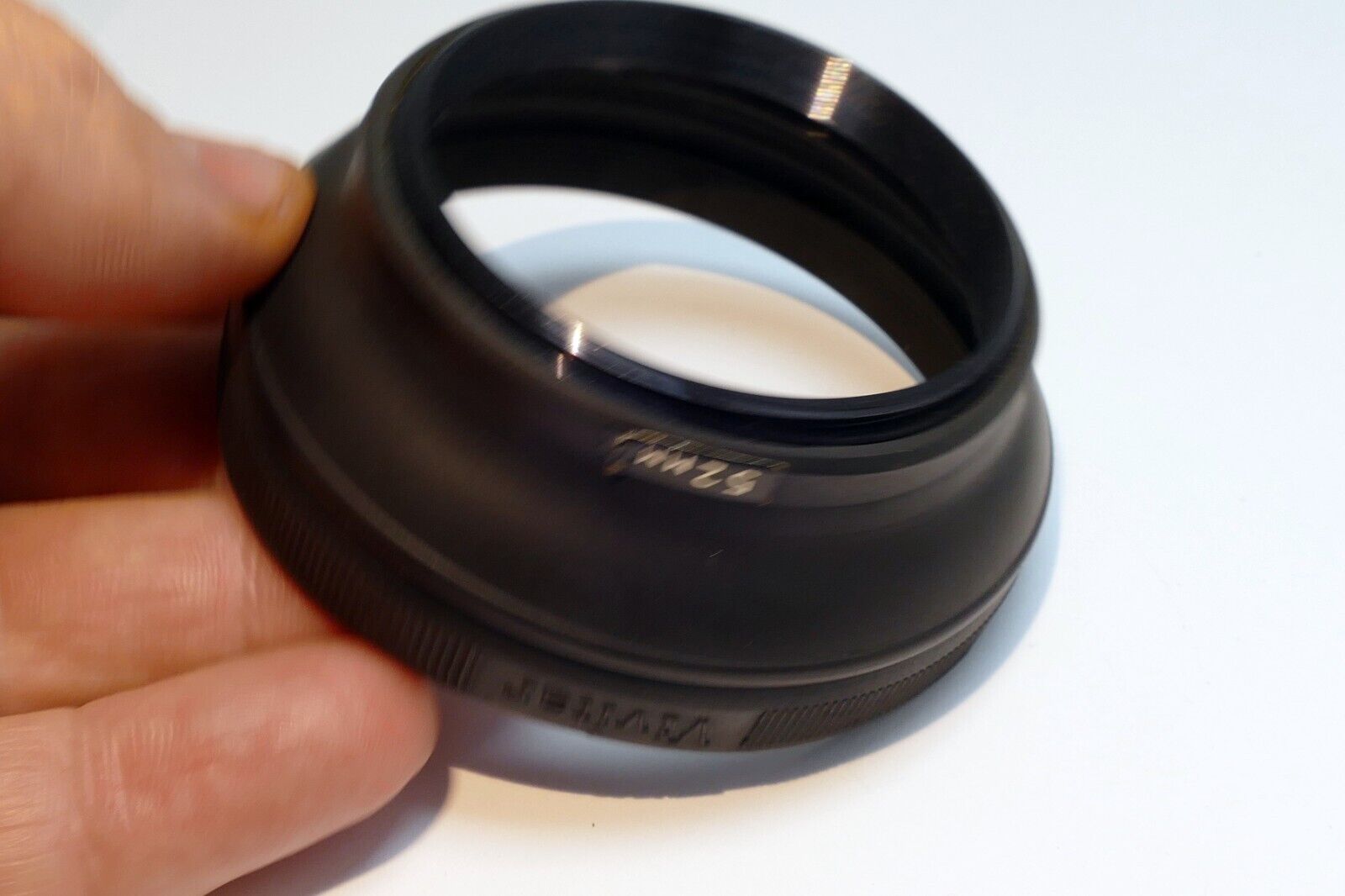 Vivitar 52mm  Rubber Lens Hood Shade collapsible for  50mm f1.4 f1.7