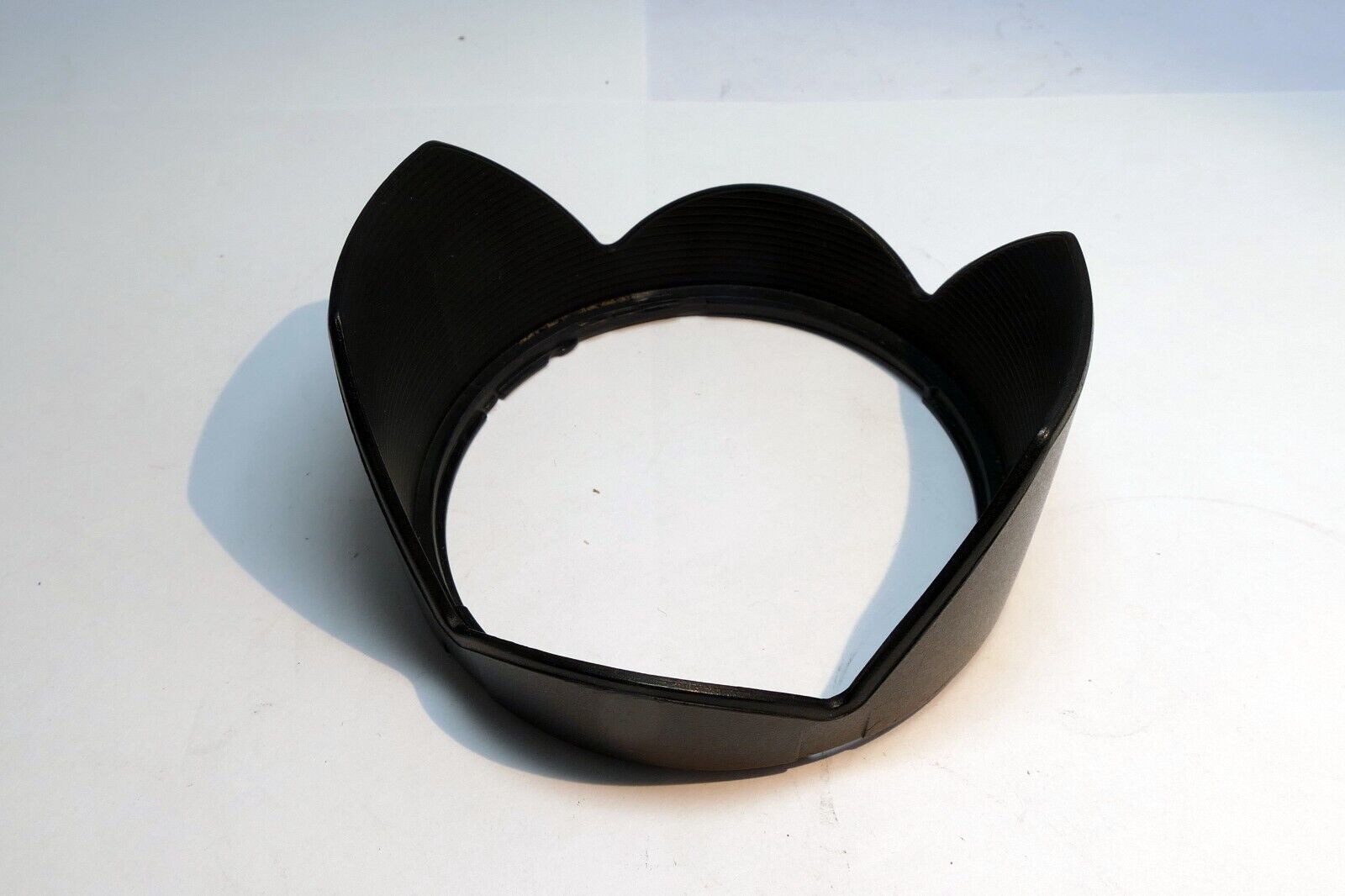 Tamron DA09 Lens Hood Shade for  28-75 mm f/2.8, A16 17-50 mm f/2.8 (67mm rim)