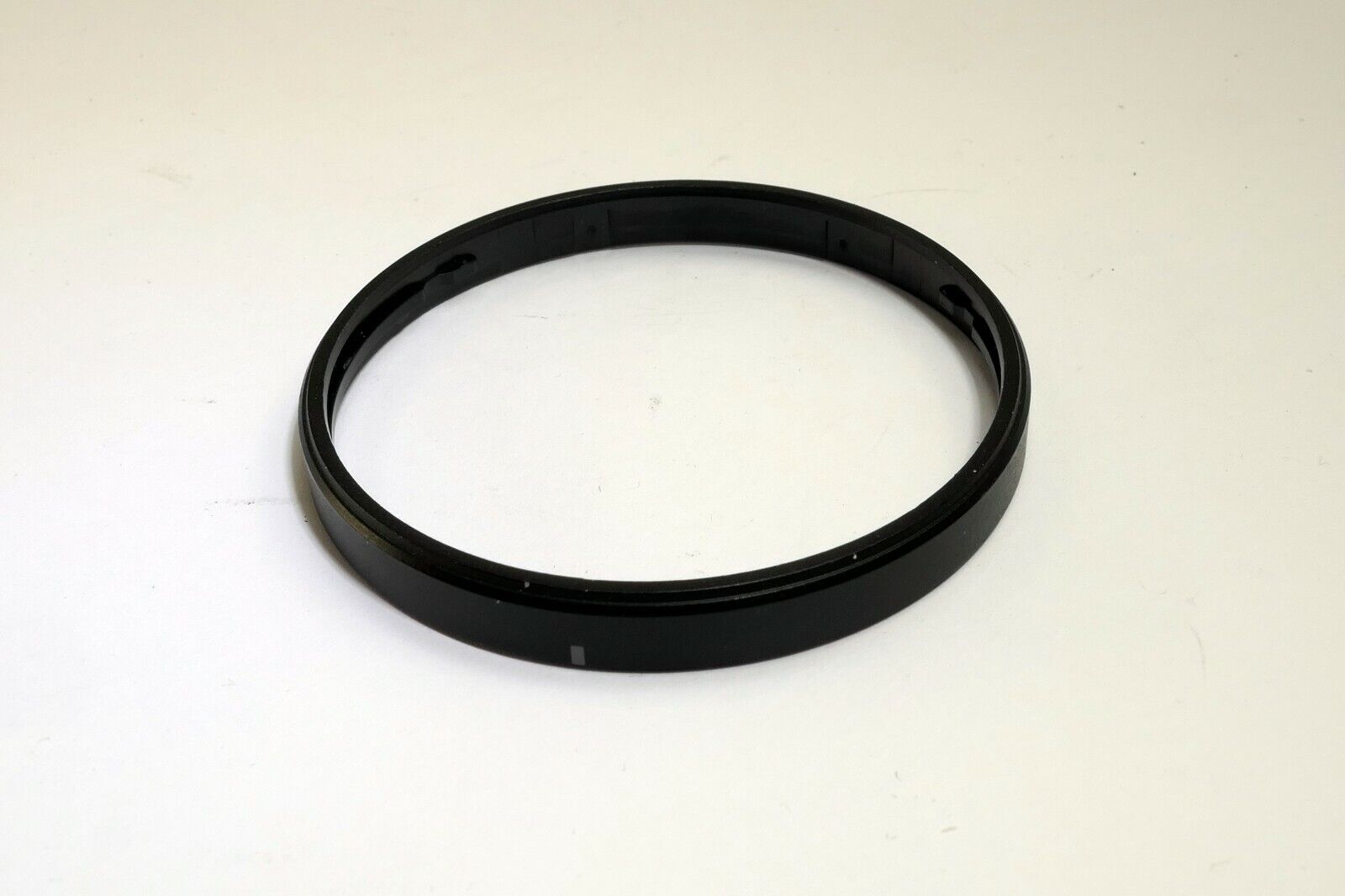 53mm OD ring for lens twist on inside.