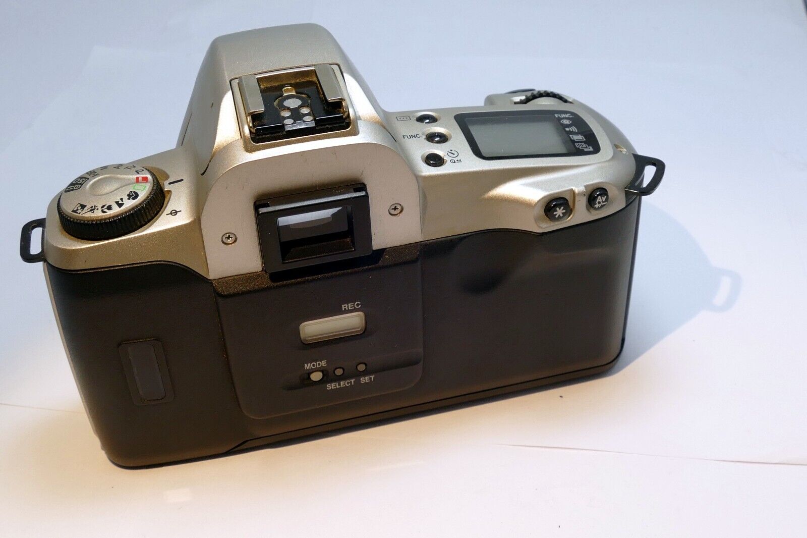 Canon EOS Rebel G Camera Body Only parts or repair - AS IS