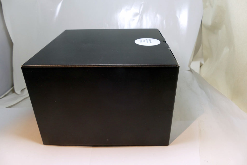 An Empty Box (only ) for  Leica SL2-S 10 880 black US EU JP