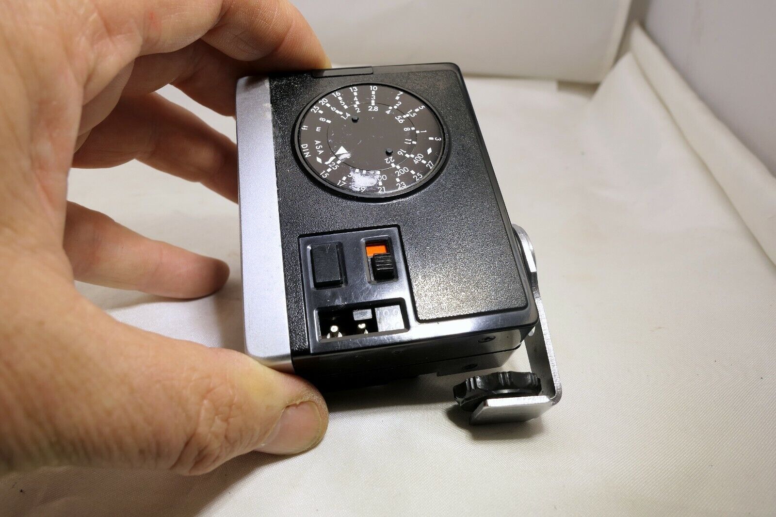 Focal 30  Flash does not work - sold for parts AS IS
