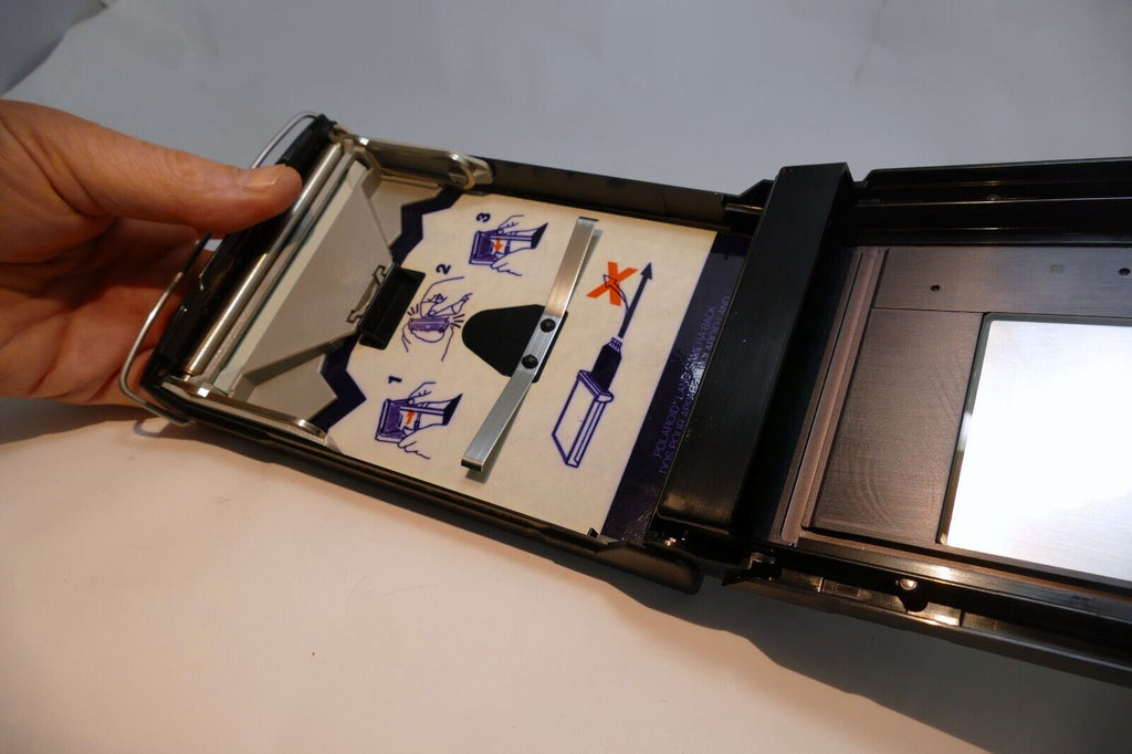 Hasselblad 30198 Magazine Back 100 for Polaroid Film for 500C/M 500EL/m  cameras