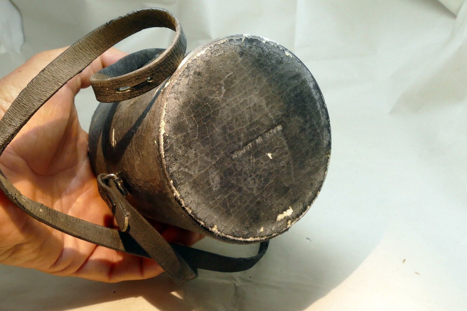 Nikon Hard Case for Nikkor 50mm f1.4 Ai-s CL-34 lens