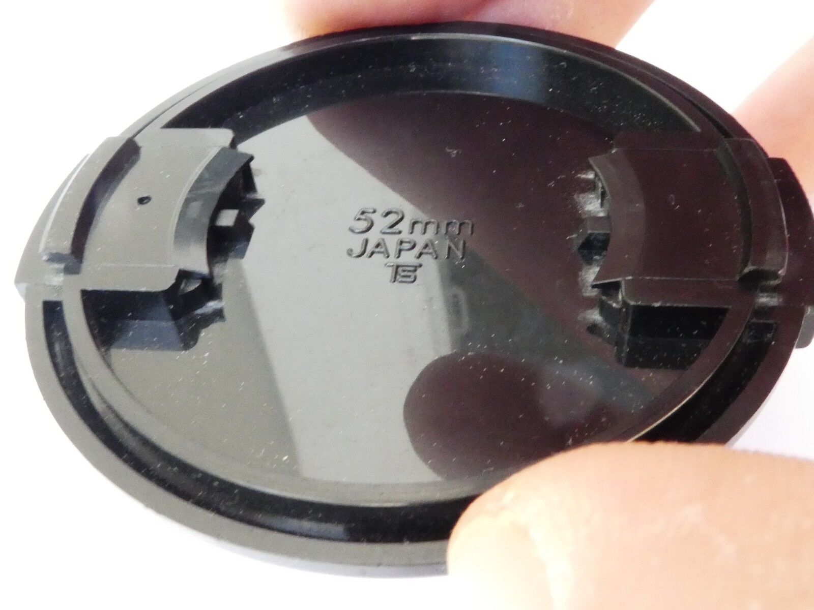 Vivitar 52mm Front  Lens cap plastic snap on type