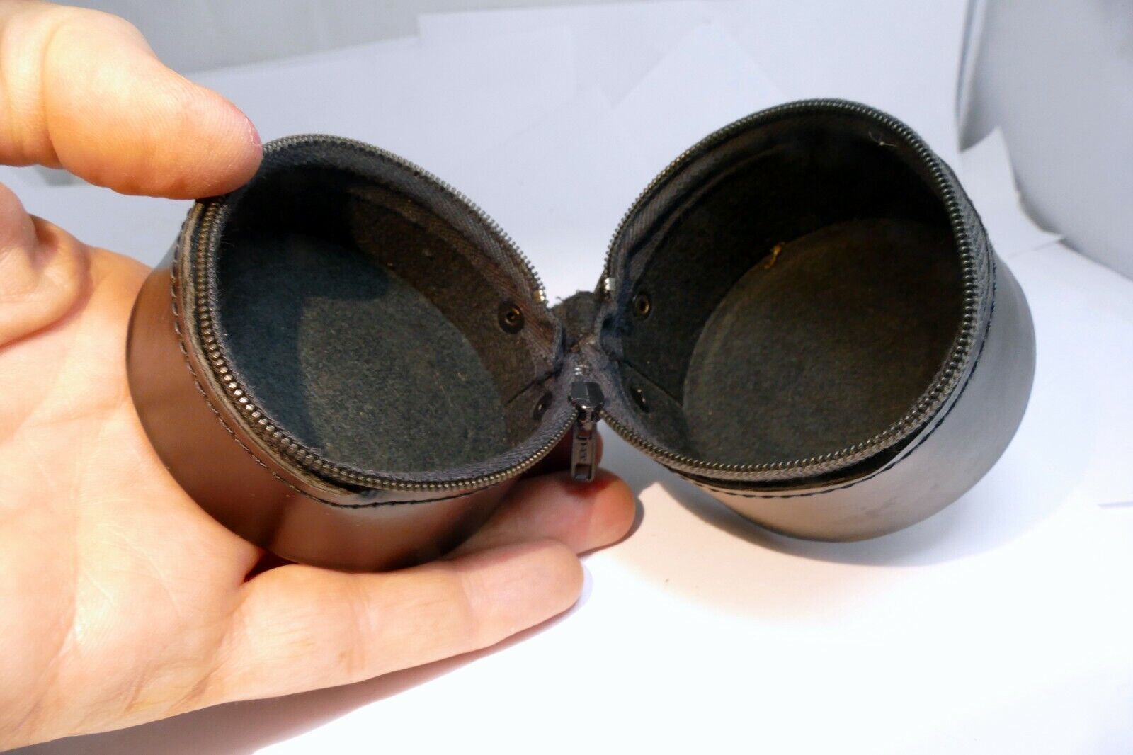 Vivitar HARD CASE for lens 2X teleconverter lens 50mm f1.9 or f2