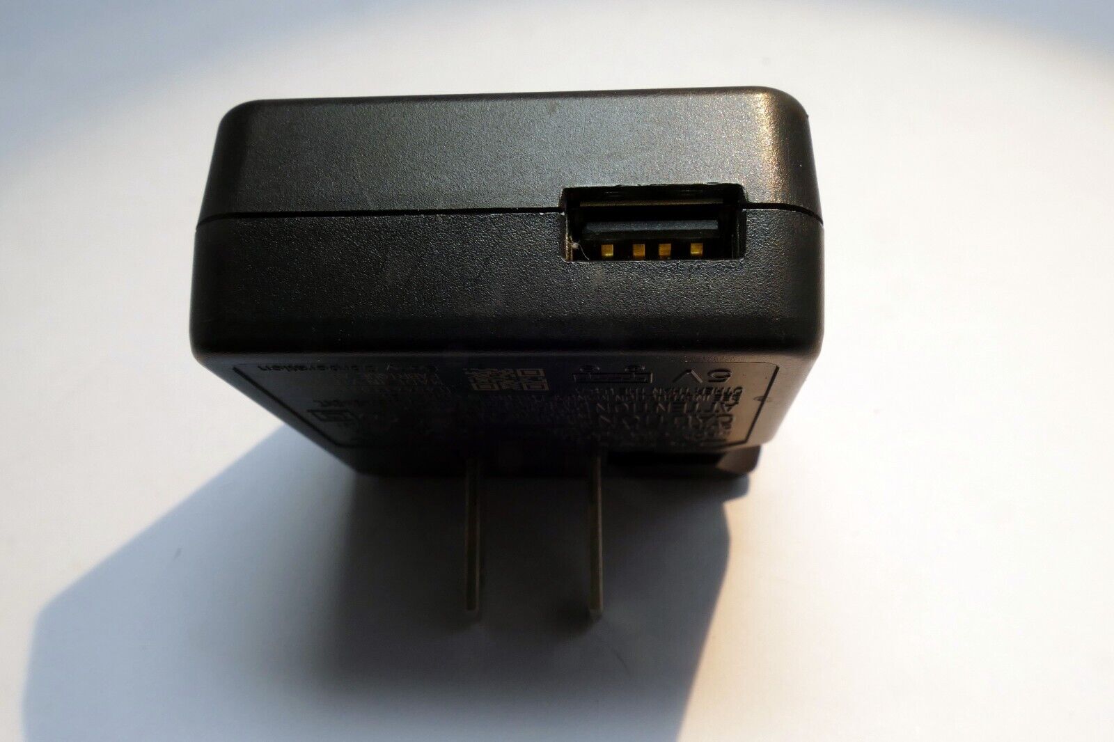 Sony AC-UB10D AC USB battery charger adapter for Cybershot (missing USB C cable)
