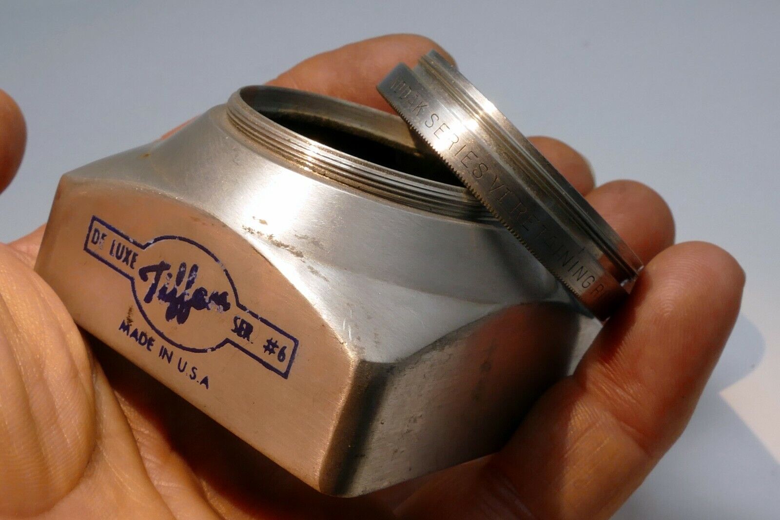 Tiffen 44mm Metal Lens Hood Shade screw in type for series 6 VI  Wide angle