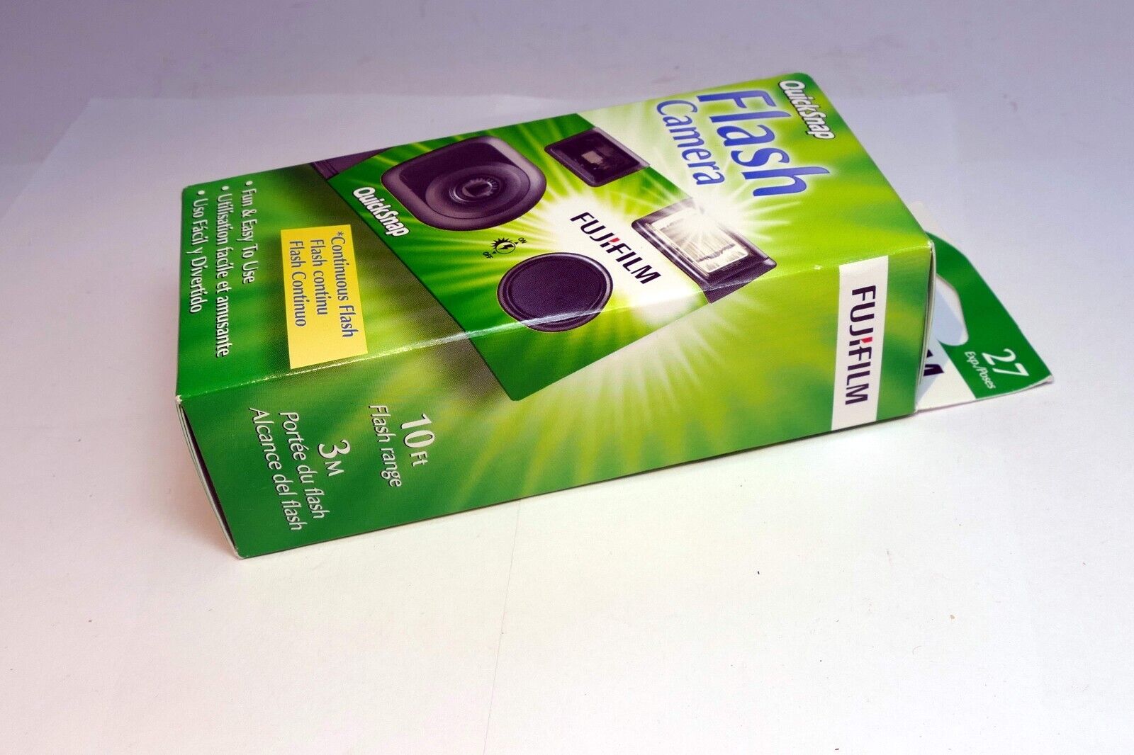 FujiFilm Quick Snap 35mm Cameras Continuous Flash Exp. 2020 ISO 400