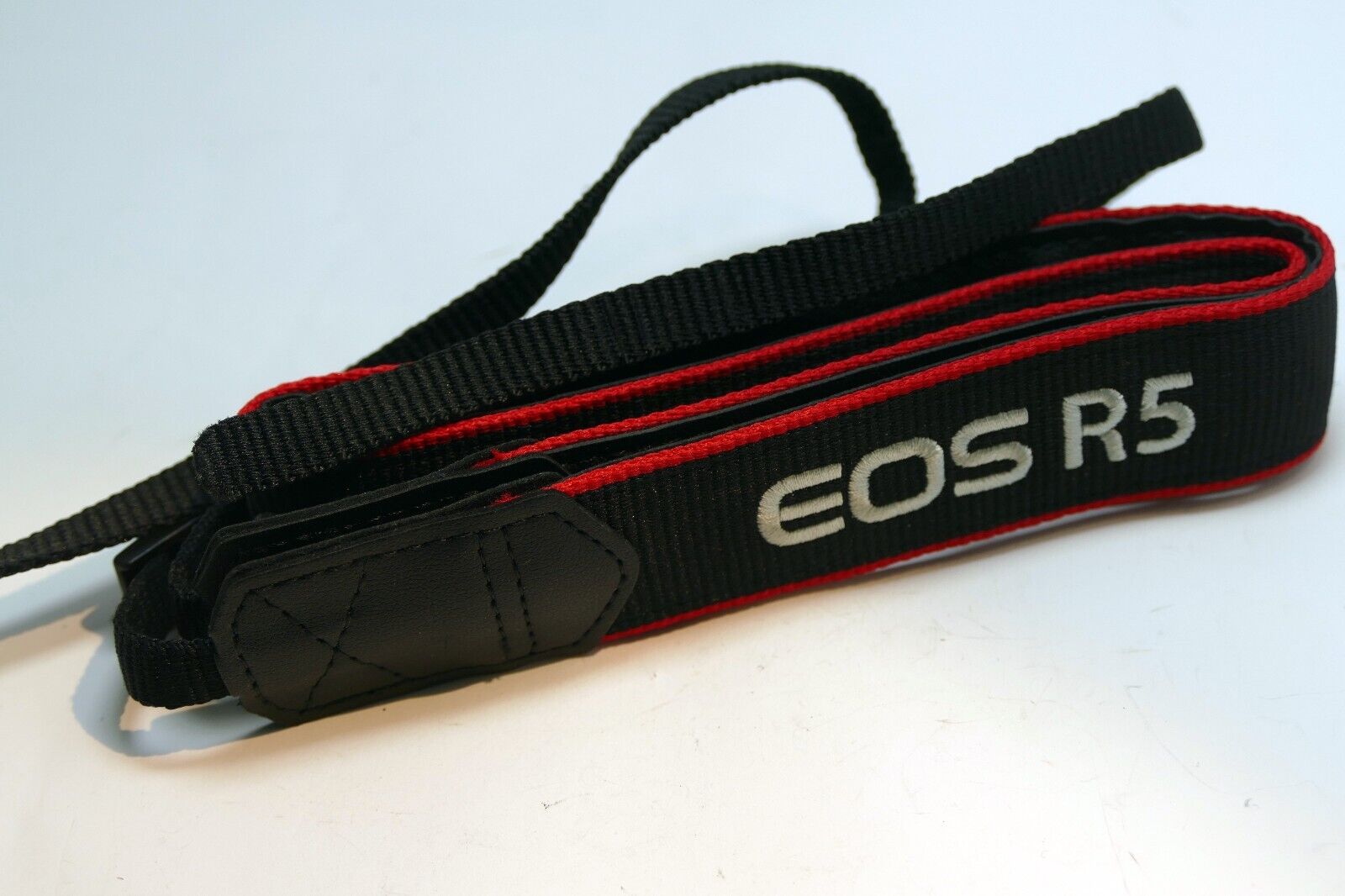Canon EOS R5 Digital Camera Neck Shoulder Strap Black-Red - Genuine OEM