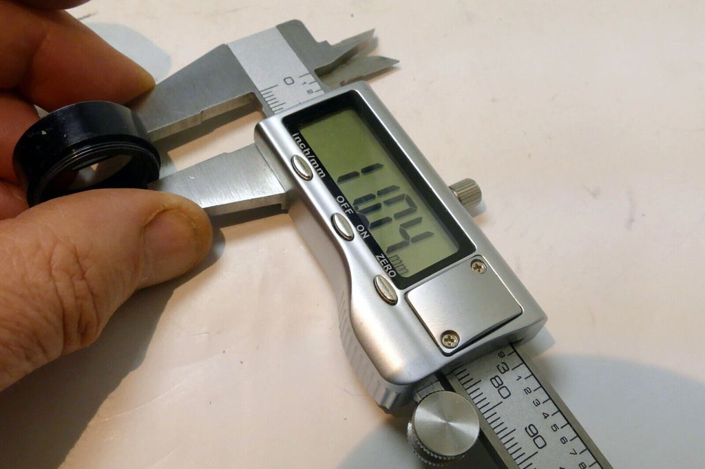 BOLEX Threaded series 4 IV 23.8mm metal hood for Switar