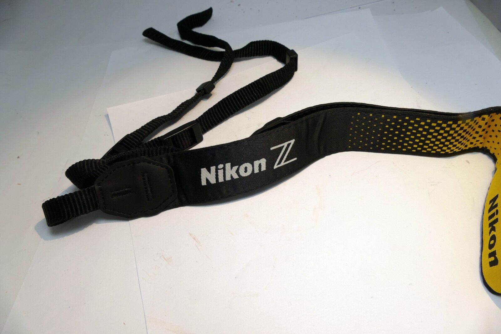 Genuine Nikon Z AN-DC19 1 3cm Neck/Shoulder Camera Strap for Z5 Z6 Z7Z9 - Mint