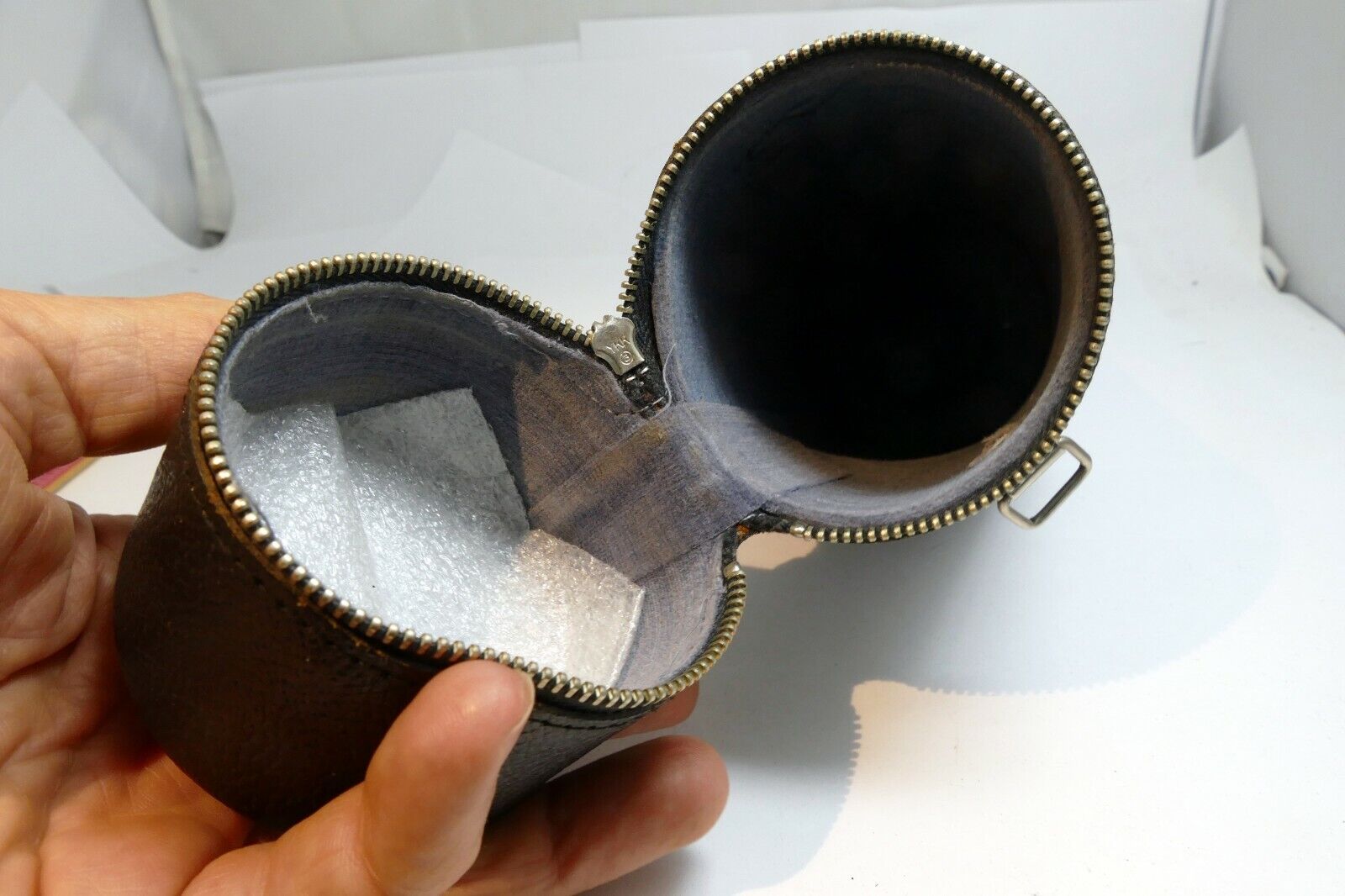 Hard Case  for 55-300mm 135mm 55-200mm lenses 2.5X7"