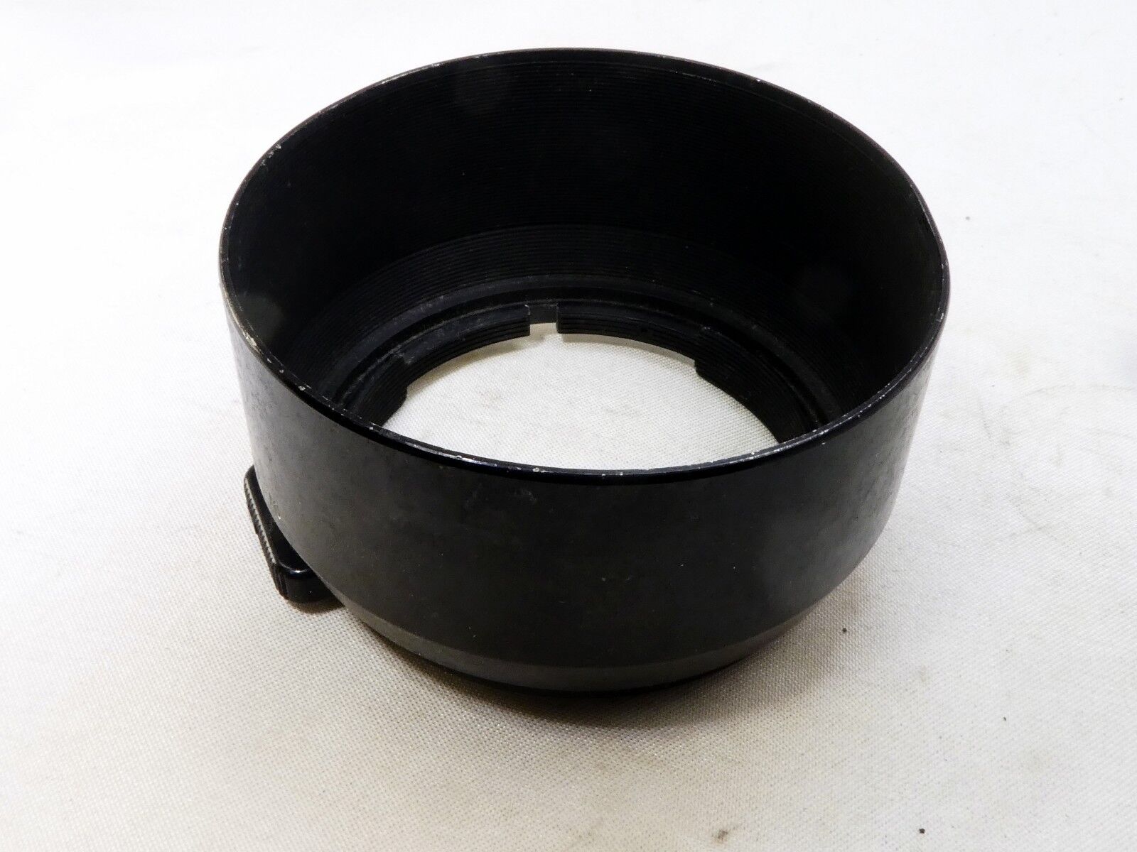 Nikon HS-10 Hood Shade Metal clip on for 135mm f3.5 85mm f2.0 105mm Genuine EOM