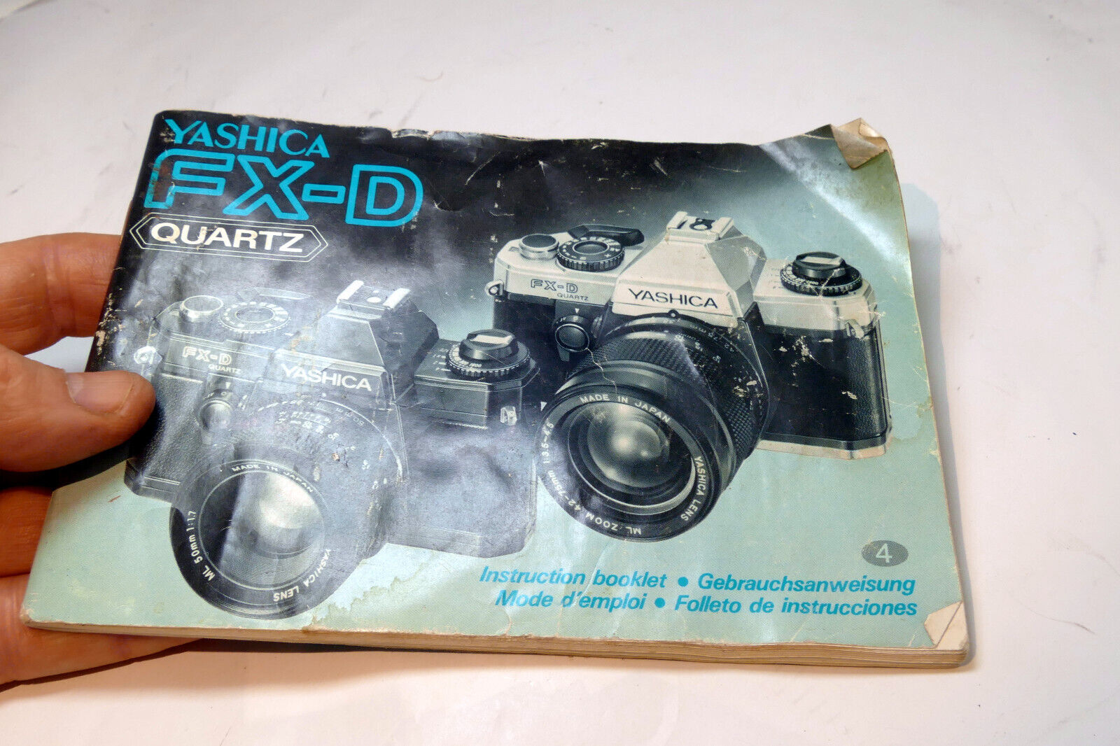 Yashica FX-D Quartz 35mm camera Guide Owner's Manual Book English En SP GR FR