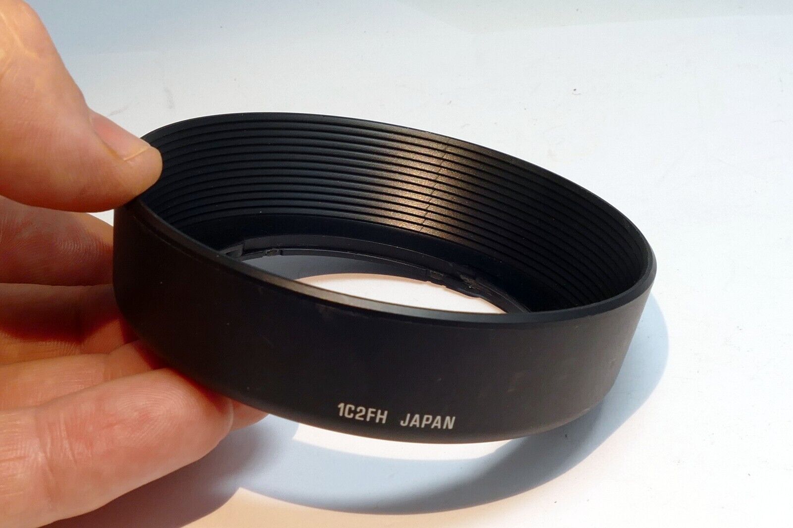 Tamron 1C2FH  Lens Hood Shade for   28-80mm f/3.5-5.6 AF  (58mm rim Promaster)