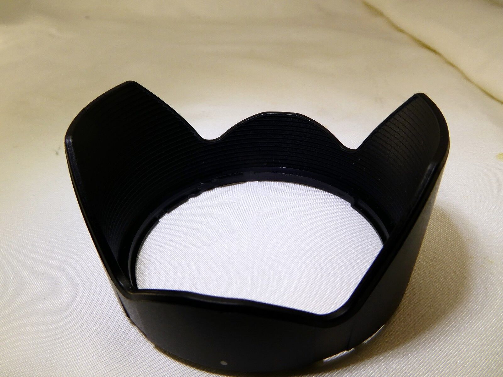 Tamron AD06 Lens Hood Shade For 18-200mm F3.5-6.3 Di II LD 28-200mm F3.8-5.6 OEM