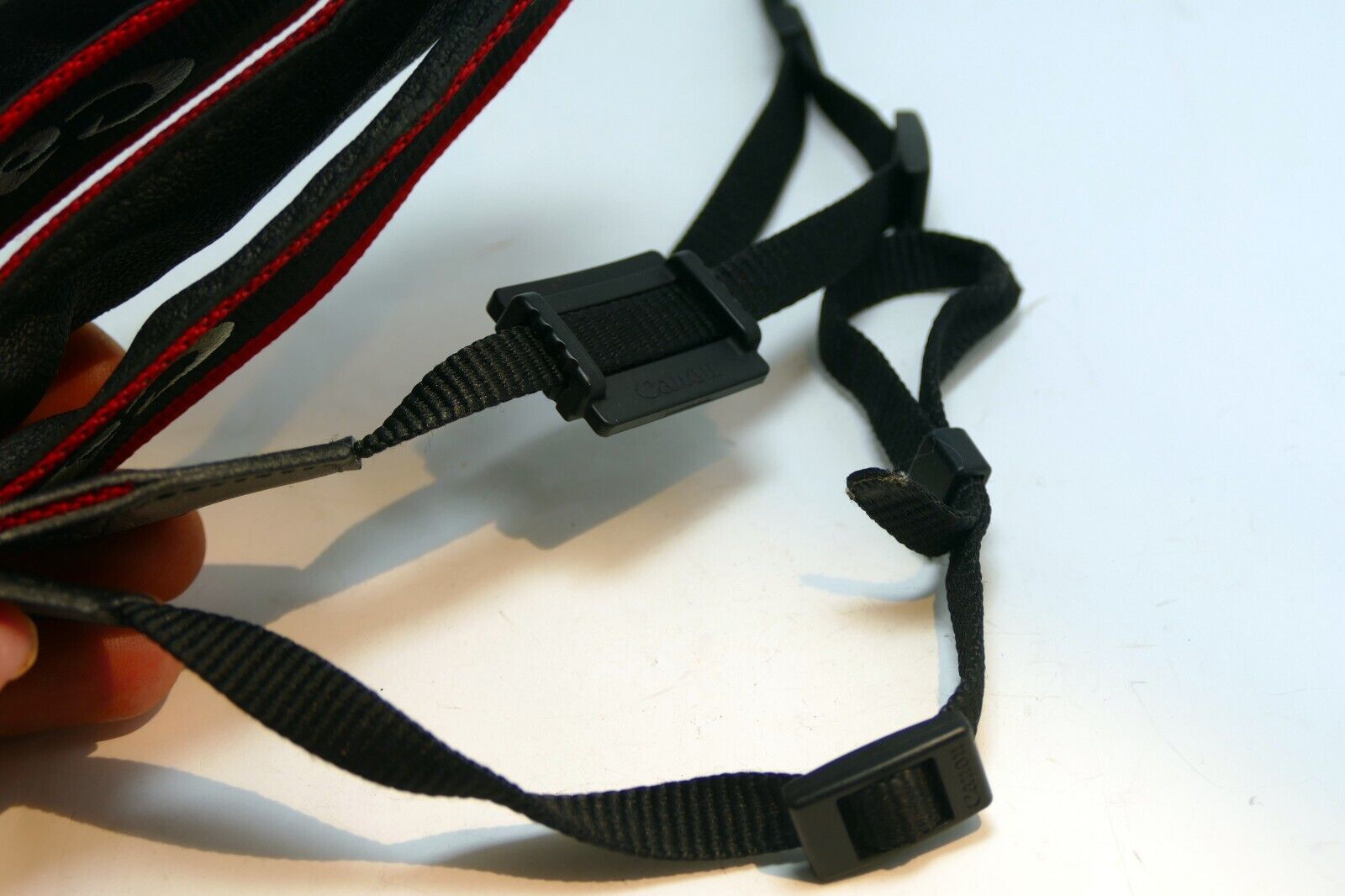 Canon EOS 5D Mark IV Digital Camera Neck Shoulder Strap Black-Red - Genuine OEM