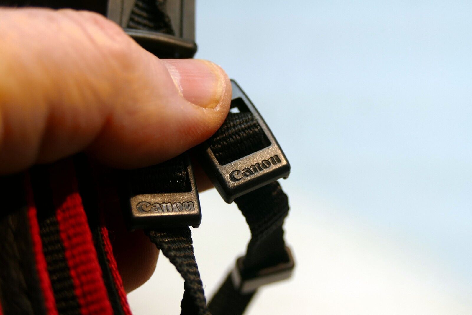 Canon EOS 5D Mark II Digital Camera Neck Shoulder Strap Black-Red - Genuine OEM