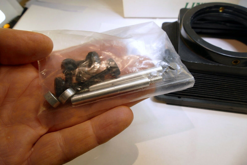 Lindahl Bellows lens Hood 31.1325 Bell-O-Shade Single 3X3 slot Hasselblad CF B60